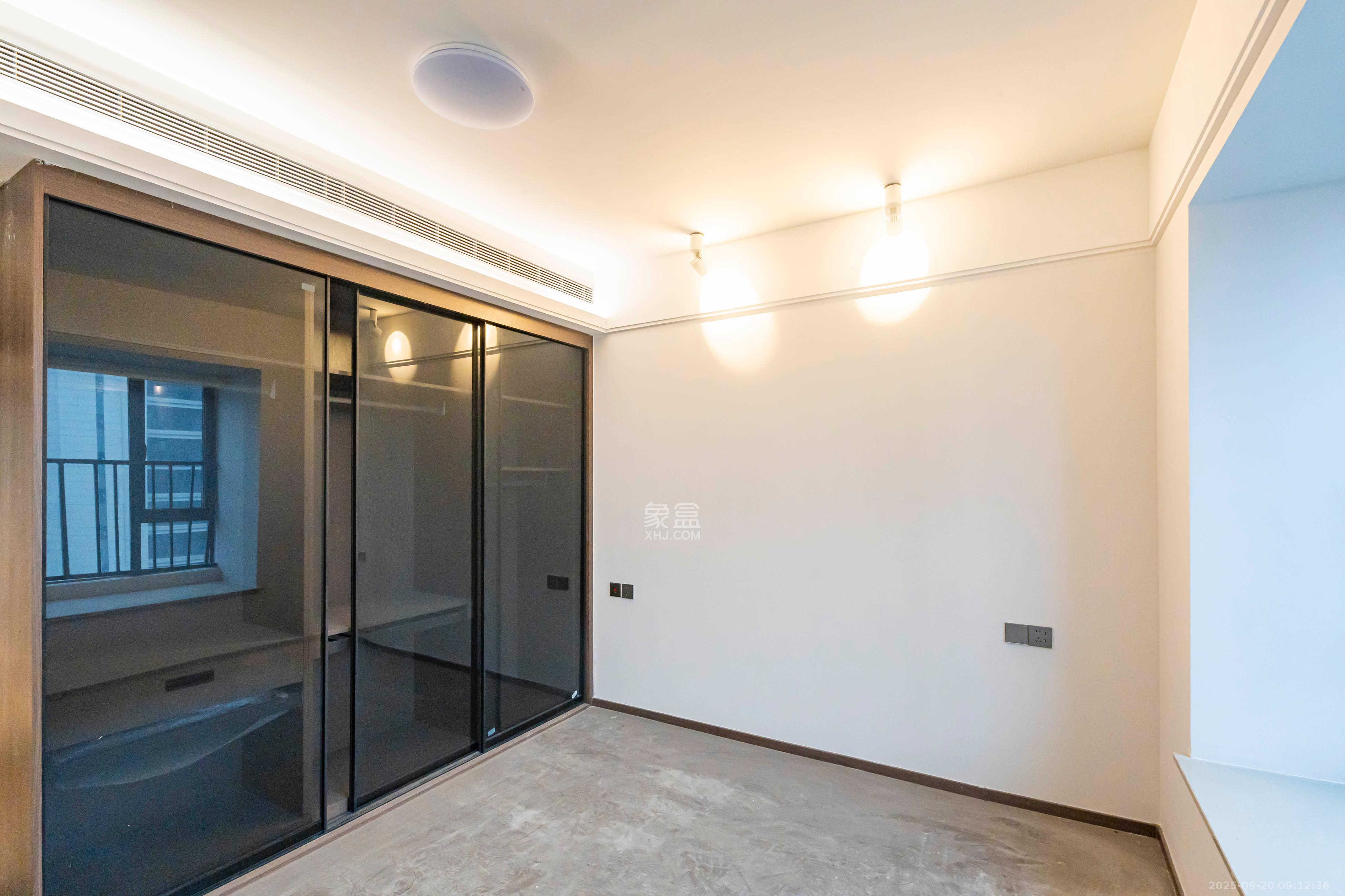 金源府  4室2厅2卫    3800.0元/月室内图