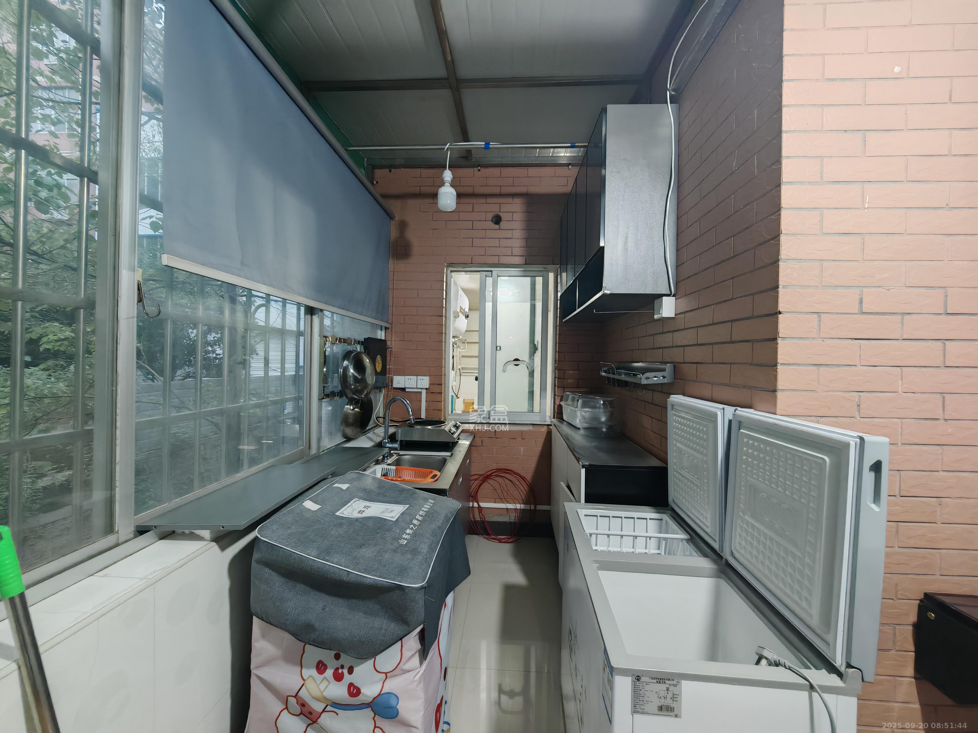 四季星城 2室1厅1卫 1200.0元/月 四季星城 2室1厅1卫 1200.0元/月室内图