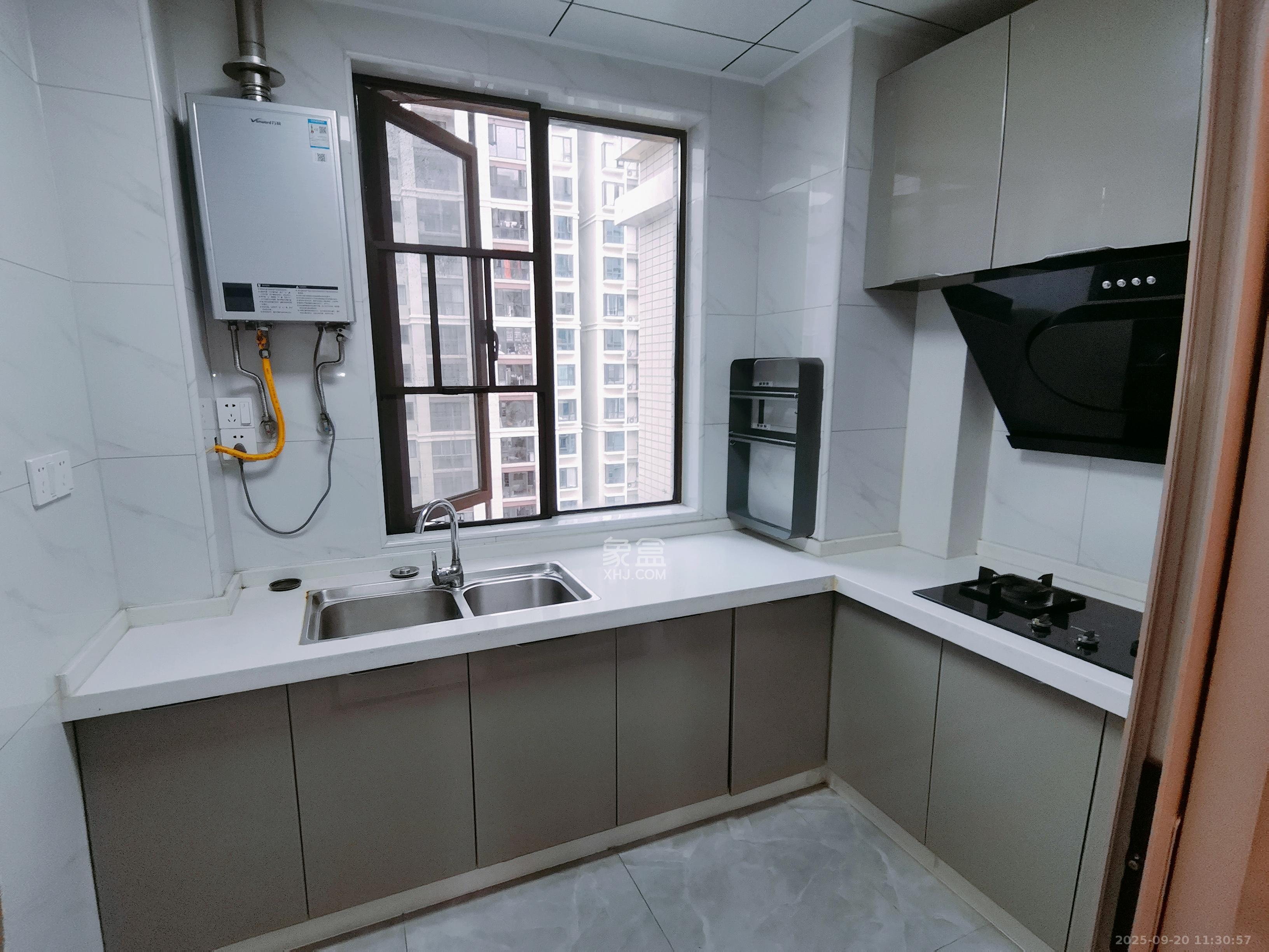 惟泽园  1室1厅2卫    3200.0元/月室内图