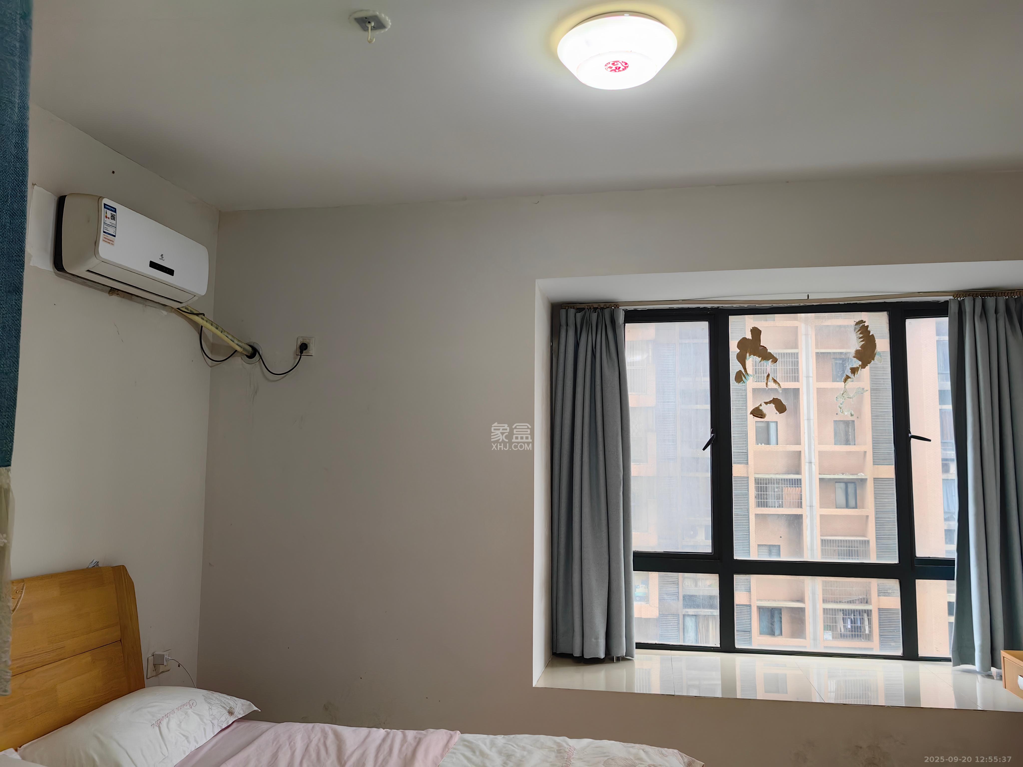 凯轩云顶 1室1厅1卫 1500.0元/月 凯轩云顶 1室1厅1卫 1500.0元/月室内图