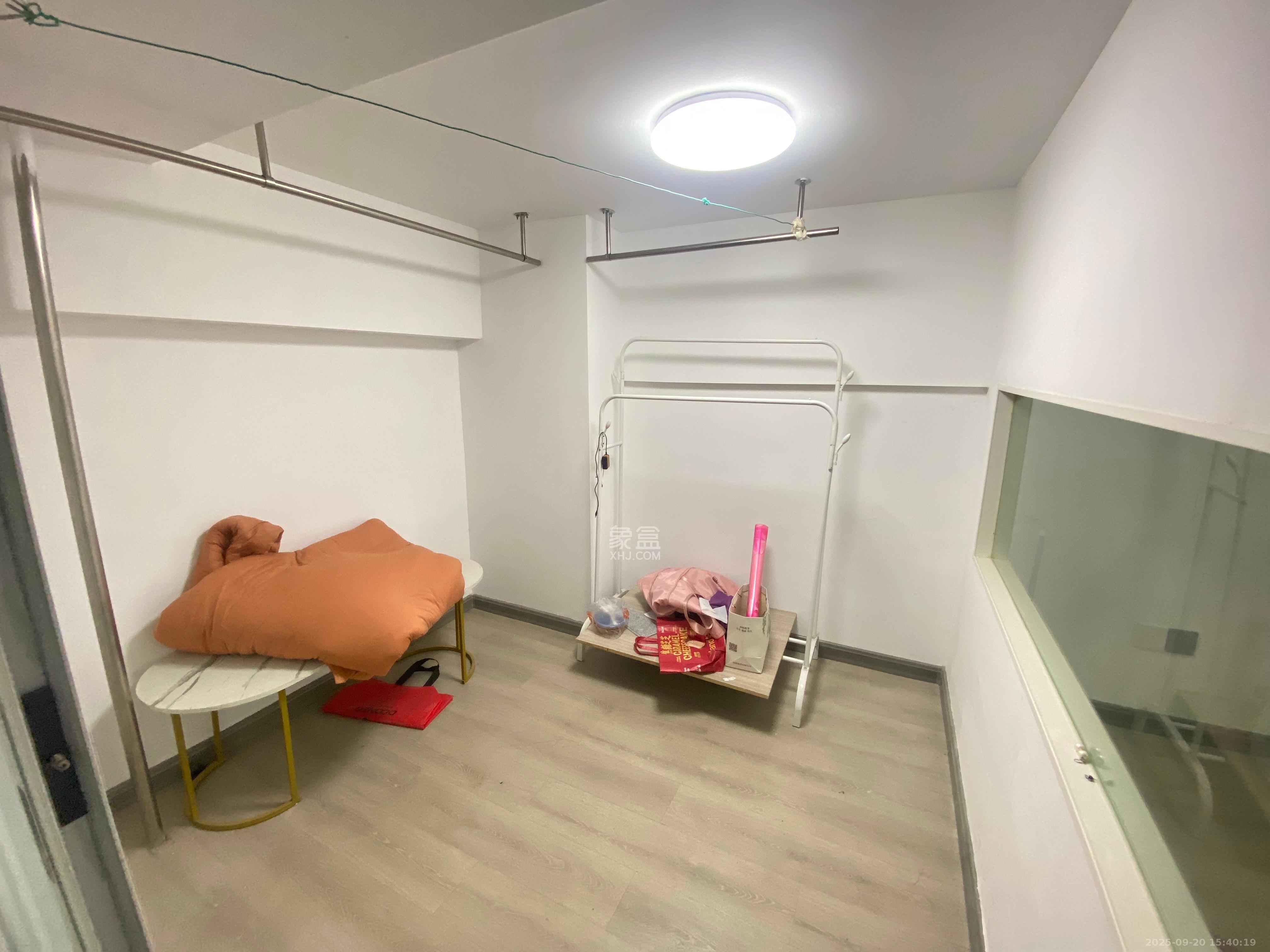 尚鑫海悦（新长海尚海城）  1室1厅1卫    1700.0元/月室内图