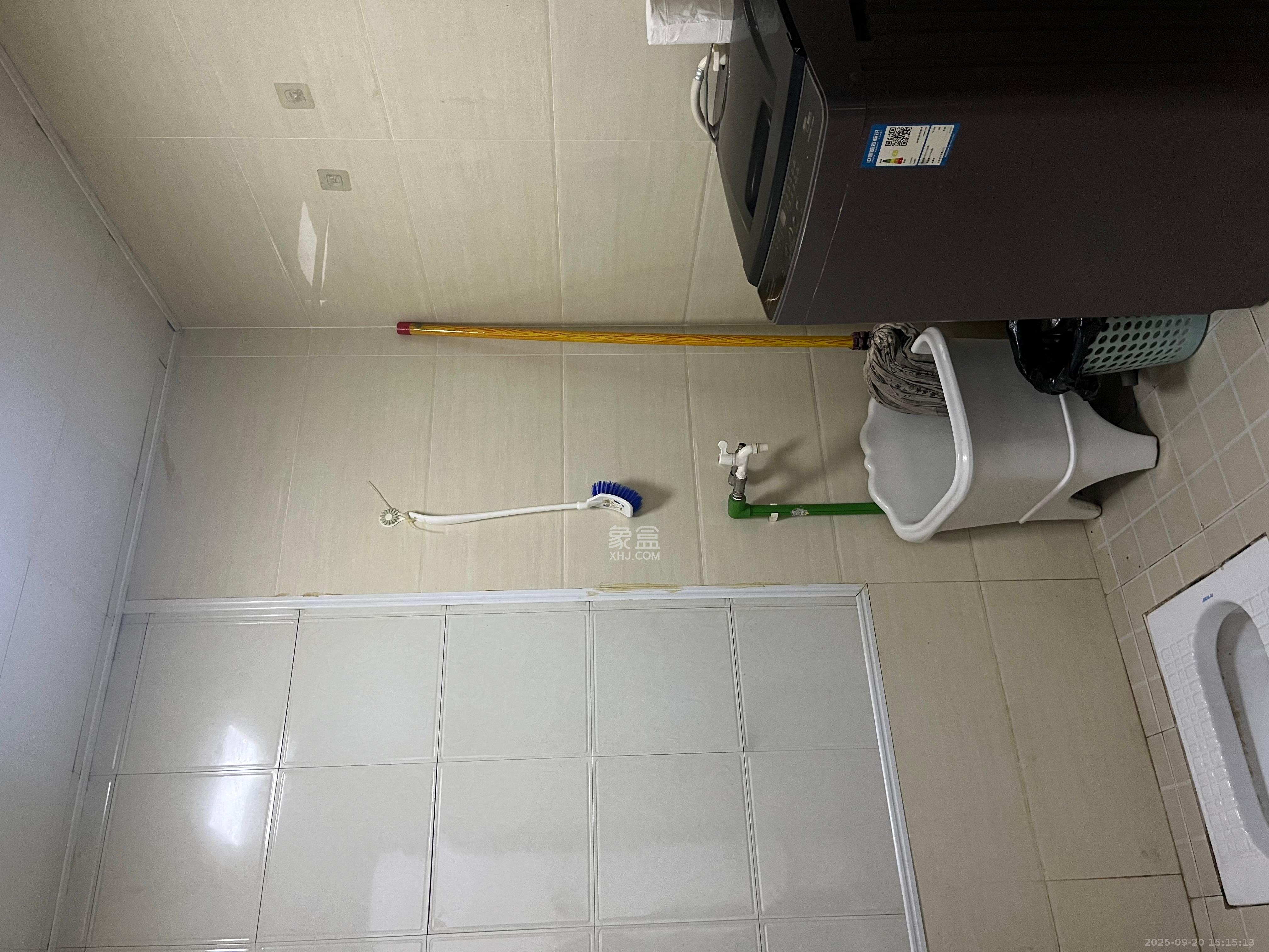 山水湾 1室1厅1卫 1300.0元/月 山水湾 1室1厅1卫 1300.0元/月室内图