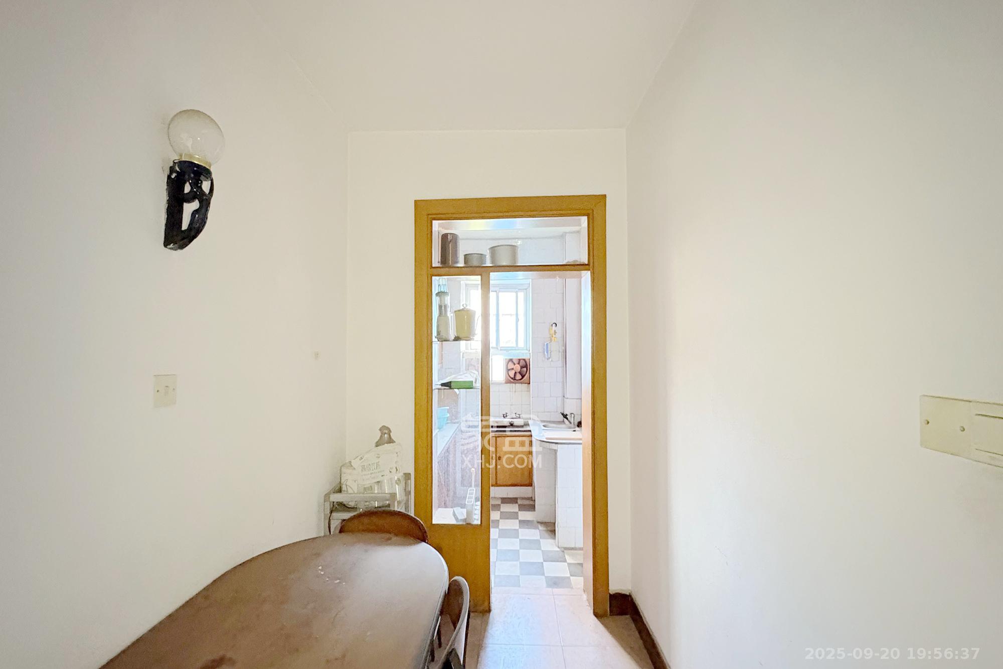 监狱管理局  3室2厅1卫    89.0万其他