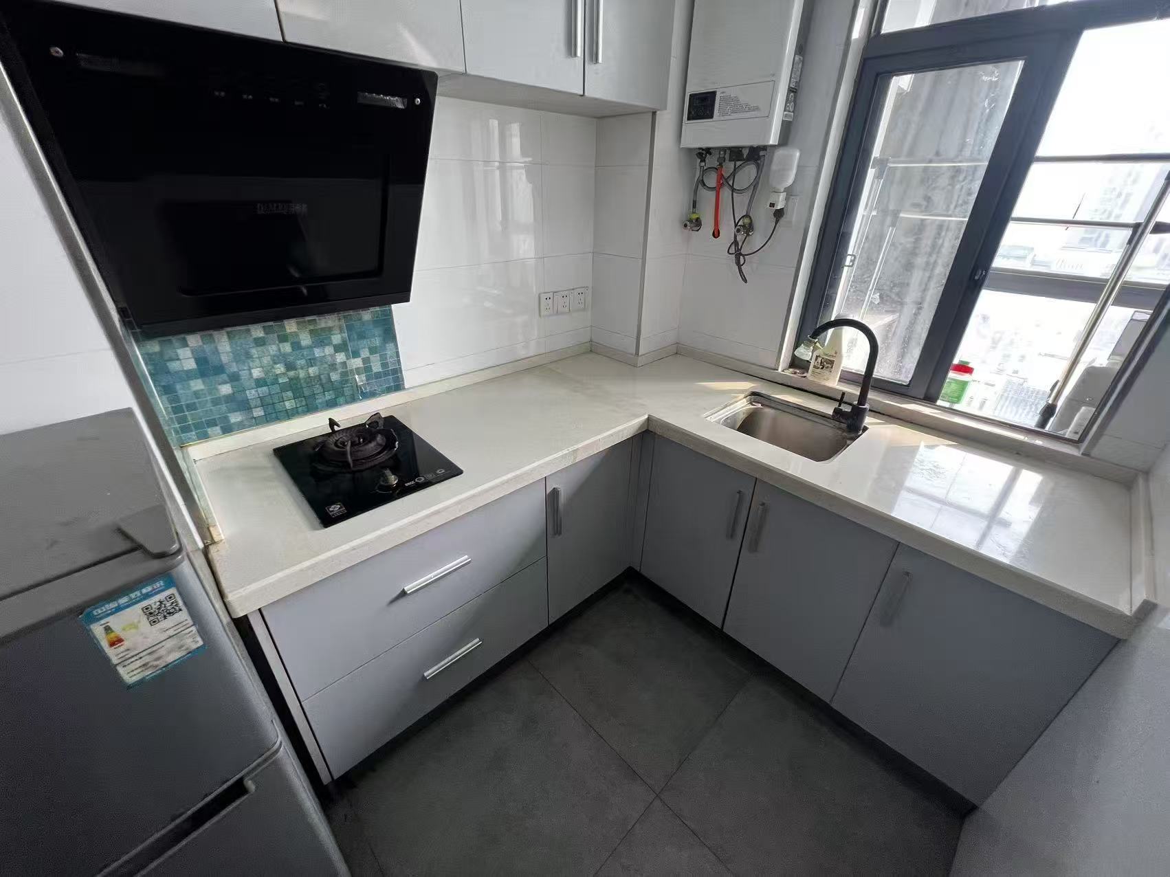 领御一方中心 1室1厅1卫 800.0元/月 领御一方中心 1室1厅1卫 800.0元/月室内图