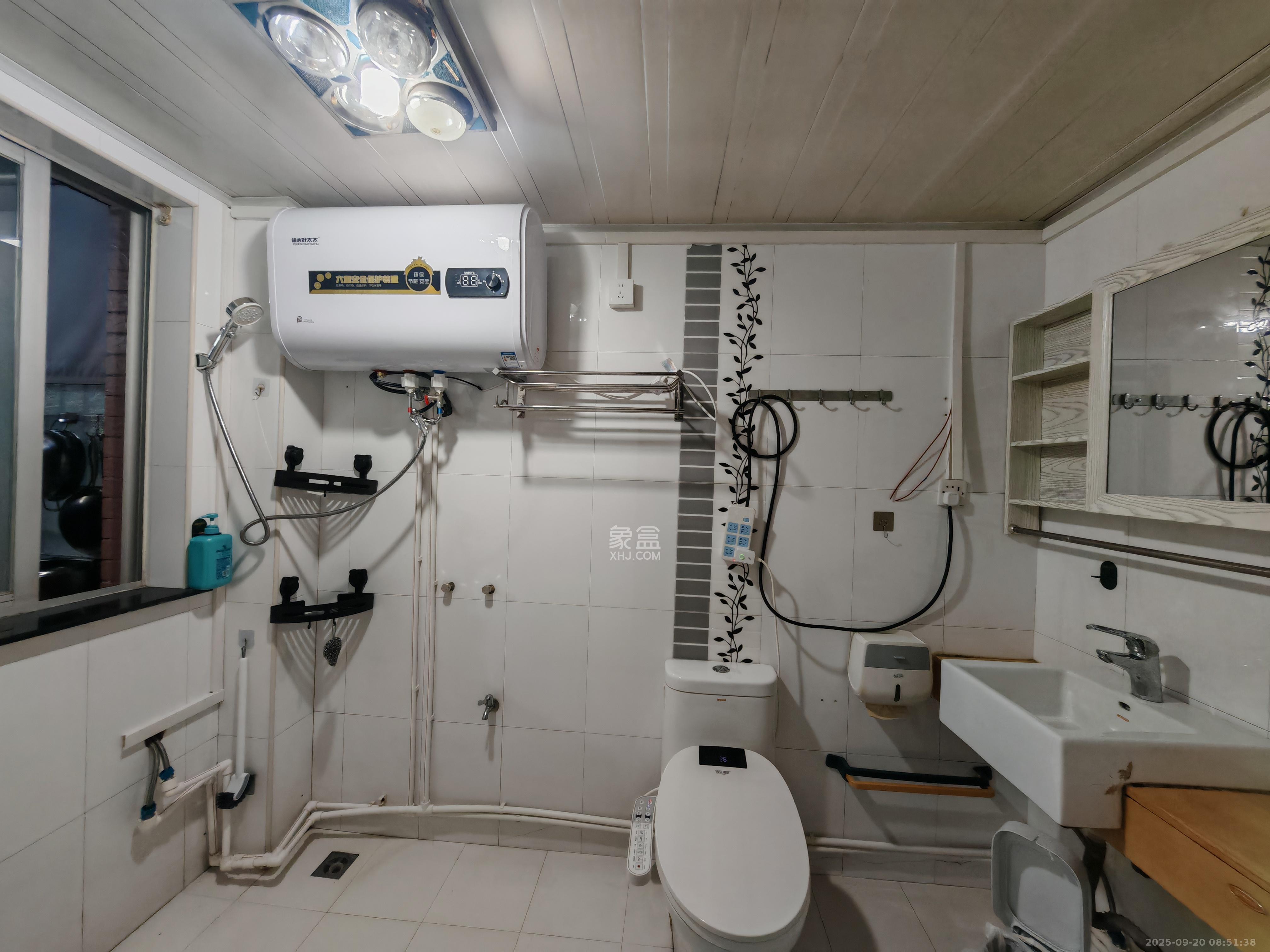 四季星城 2室1厅1卫 1200.0元/月 四季星城 2室1厅1卫 1200.0元/月室内图