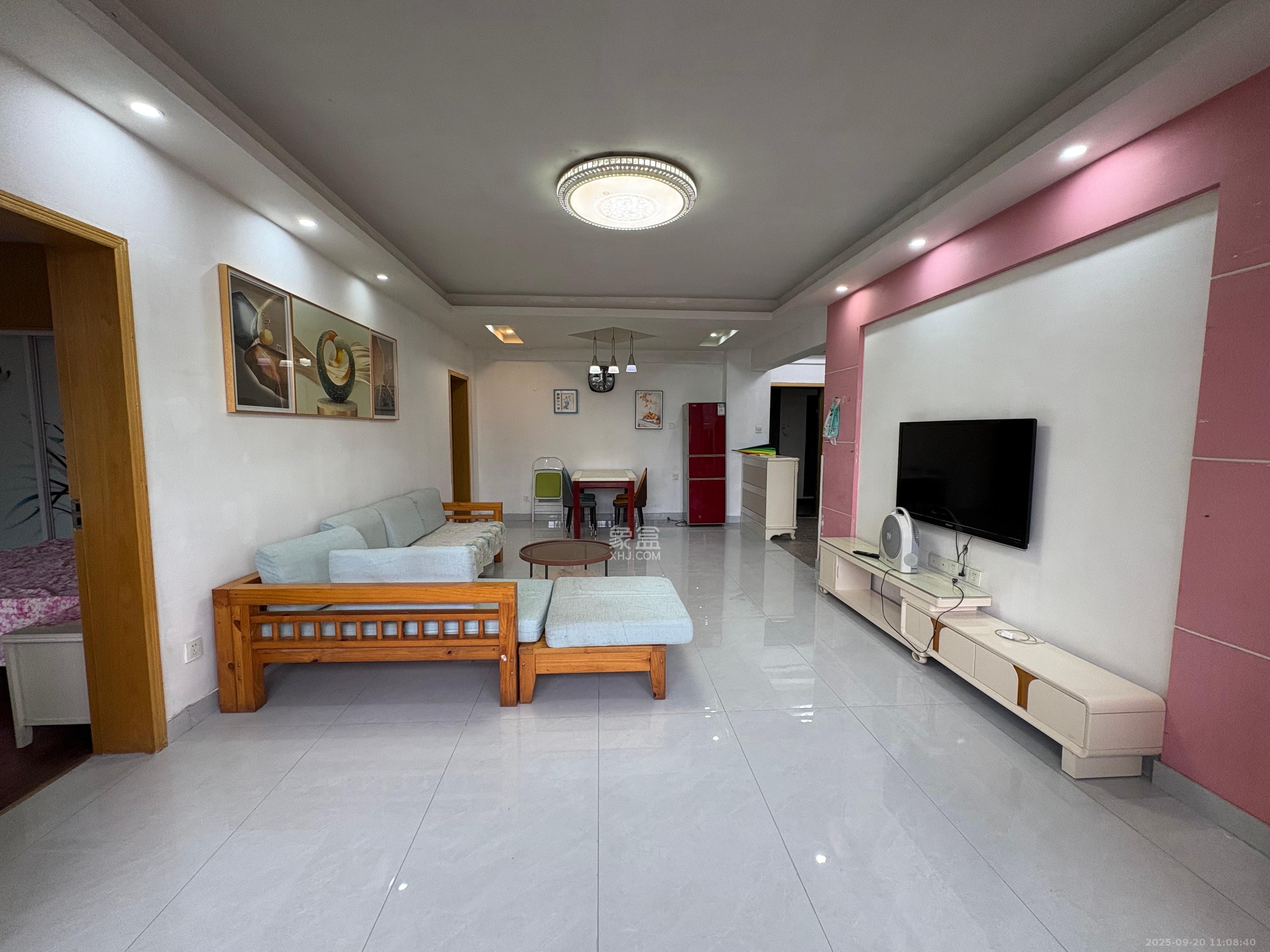 芙蓉环卫公寓 3室2厅1卫 1600.00元/月 芙蓉环卫公寓 3室2厅1卫 1600.00元/月室内图