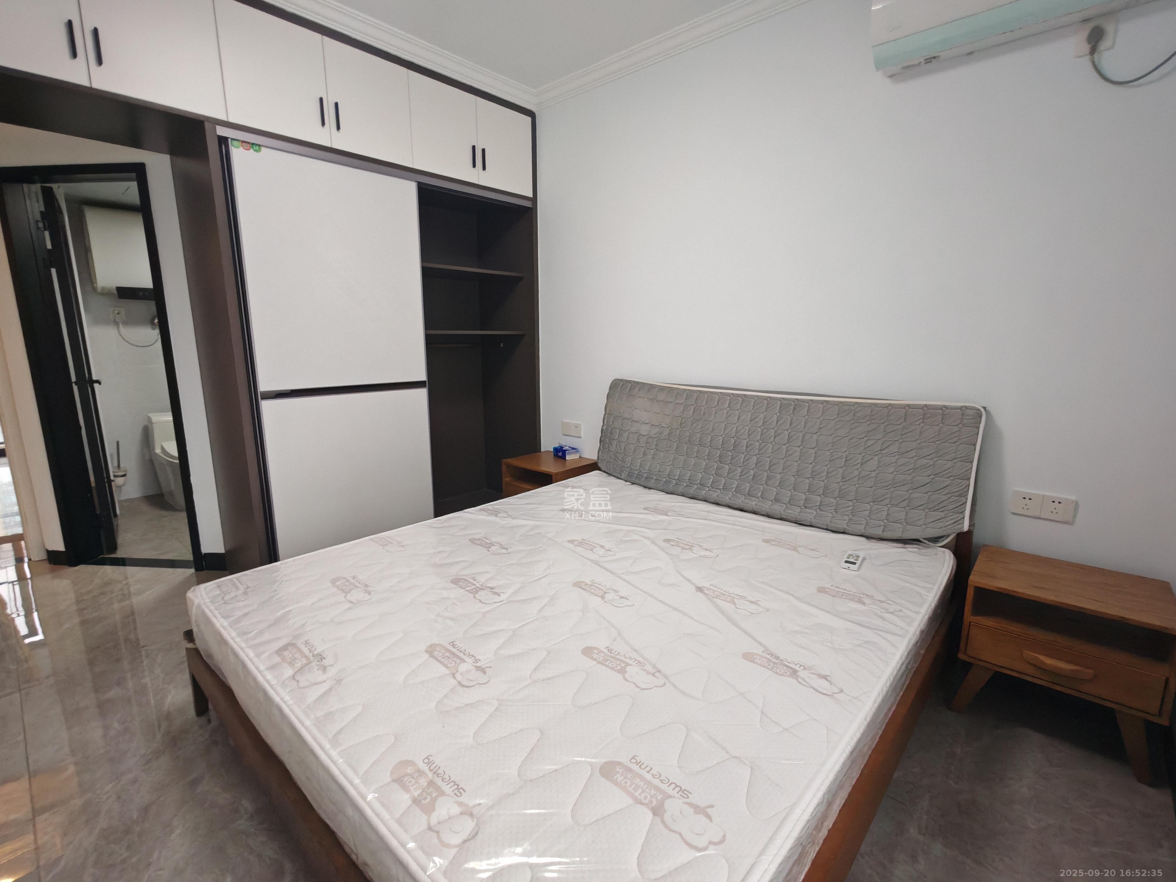 中建悦和城  4室2厅2卫    3000.0元/月室内图