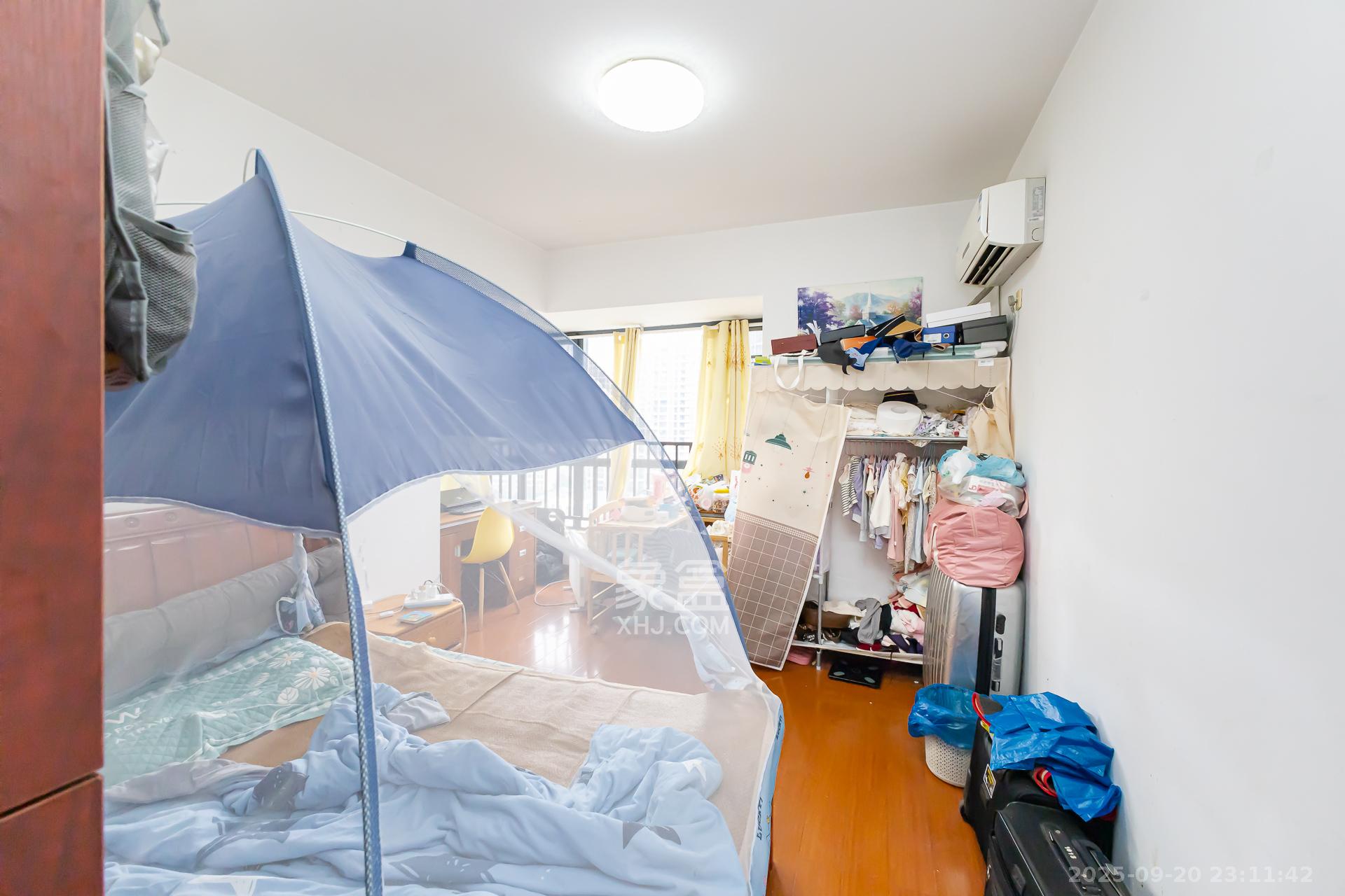 勤诚达新界  3室2厅1卫    70.0万卧室