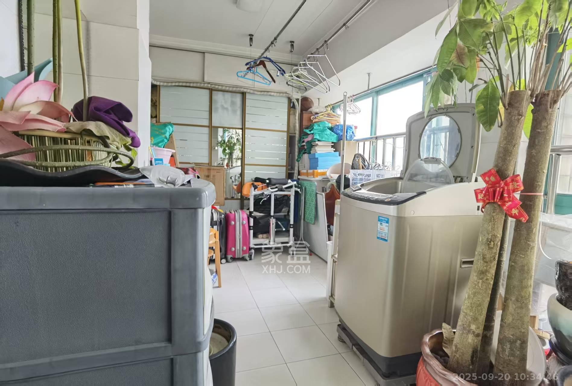 中国农业发展银行机关宿舍 3室2厅1卫 3500.0元/月 中国农业发展银行机关宿舍 3室2厅1卫 3500.0元/月室内图