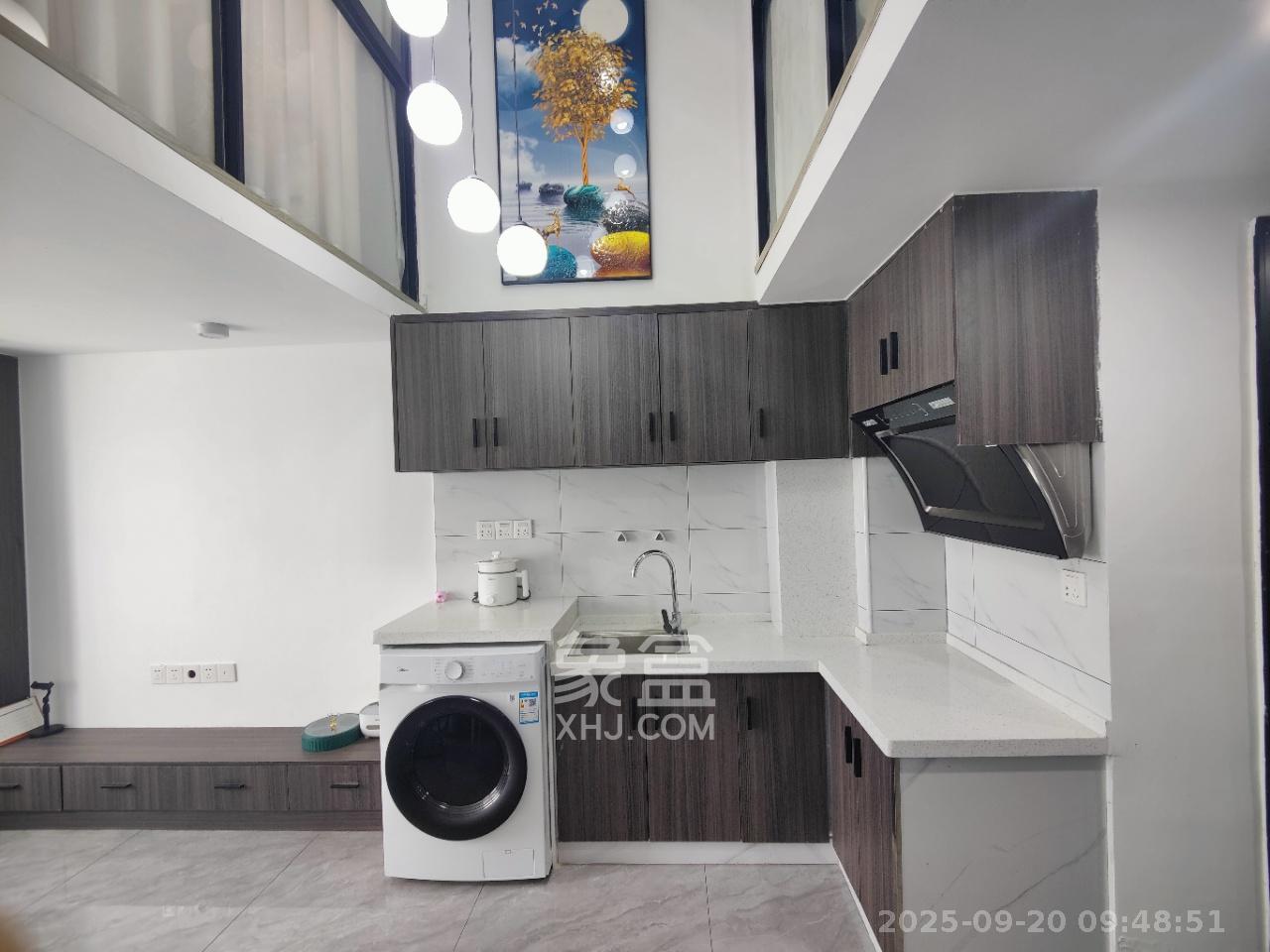 弘坤云寓 2室1厅1卫 2700.0元/月 弘坤云寓 2室1厅1卫 2700.0元/月室内图