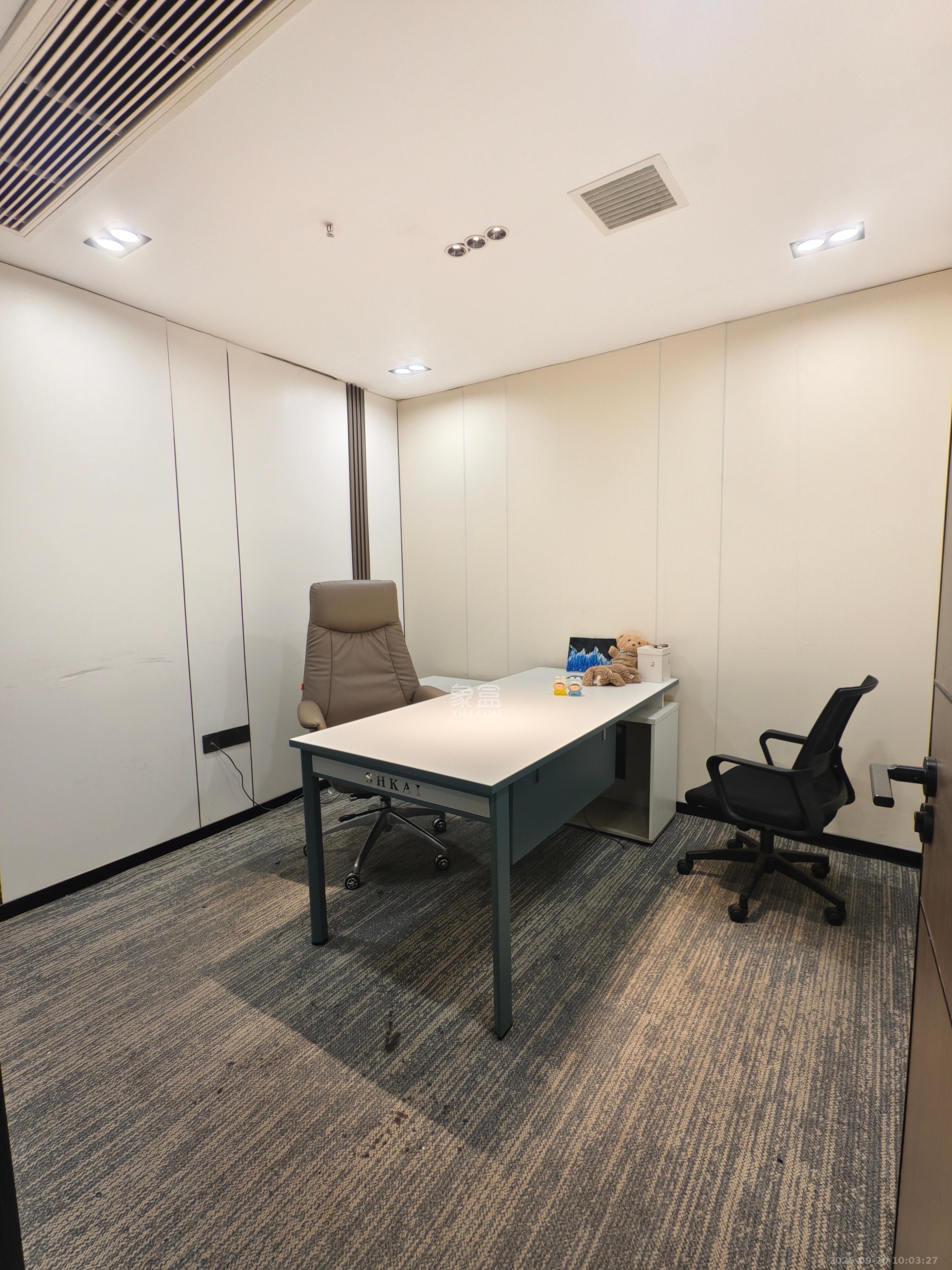 御溪国际 1室1厅1卫 8800.0元/月 御溪国际 1室1厅1卫 8800.0元/月室内图