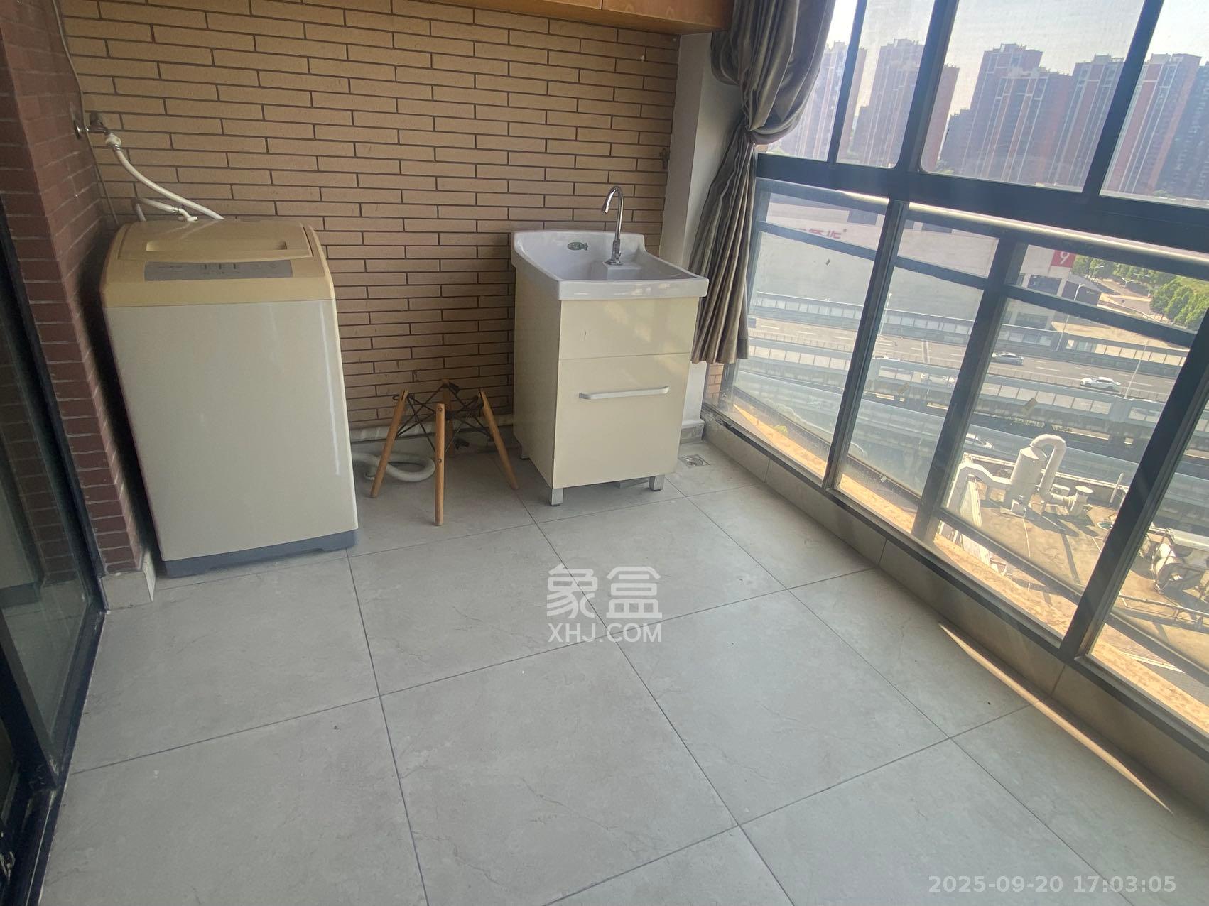 长大卧琥 2室1厅1卫 2200.0元/月 长大卧琥 2室1厅1卫 2200.0元/月室内图