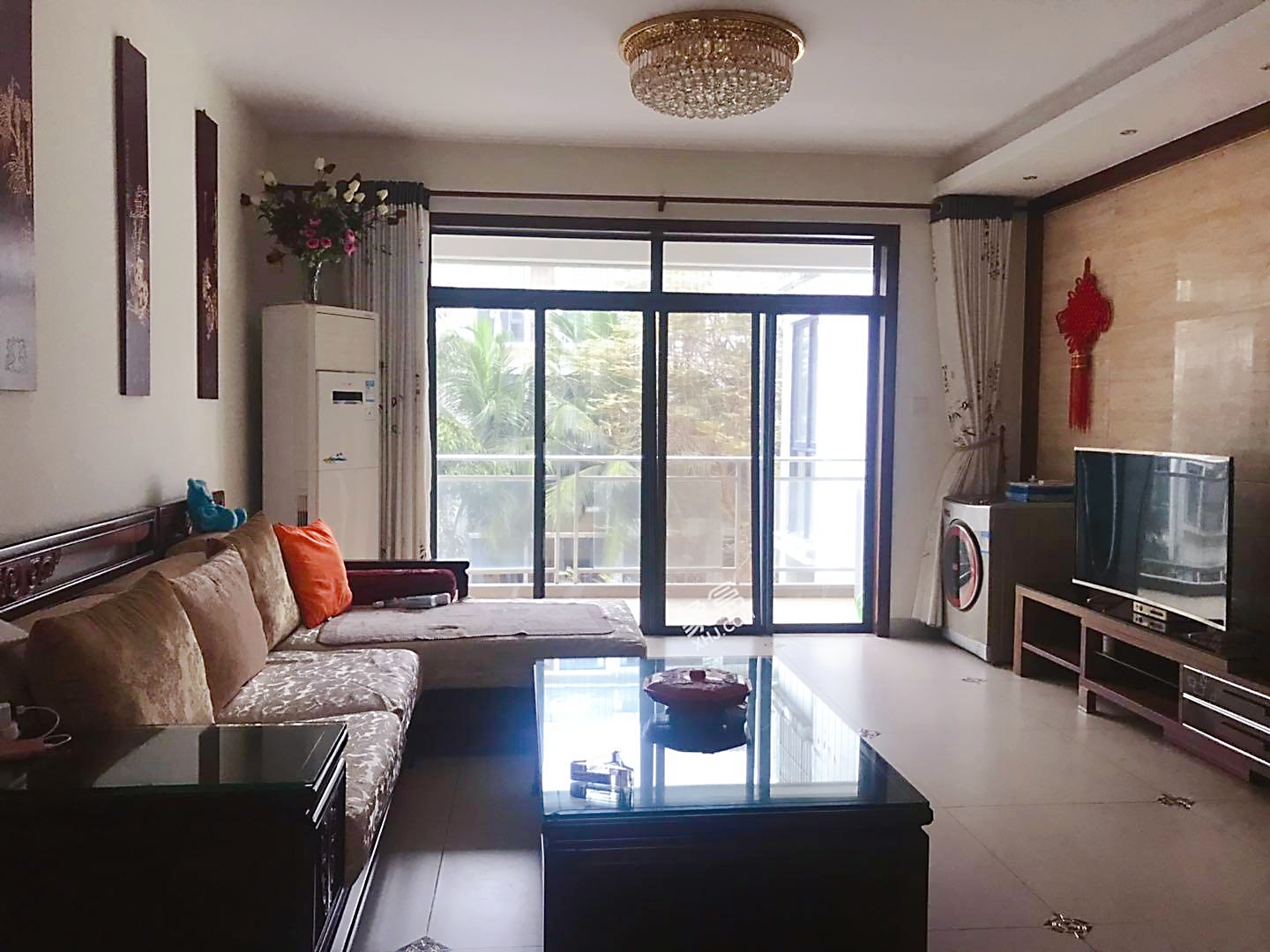 泰达比华利山庄 3室2厅2卫 4500.0元/月 泰达比华利山庄 3室2厅2卫 4500.0元/月室内图