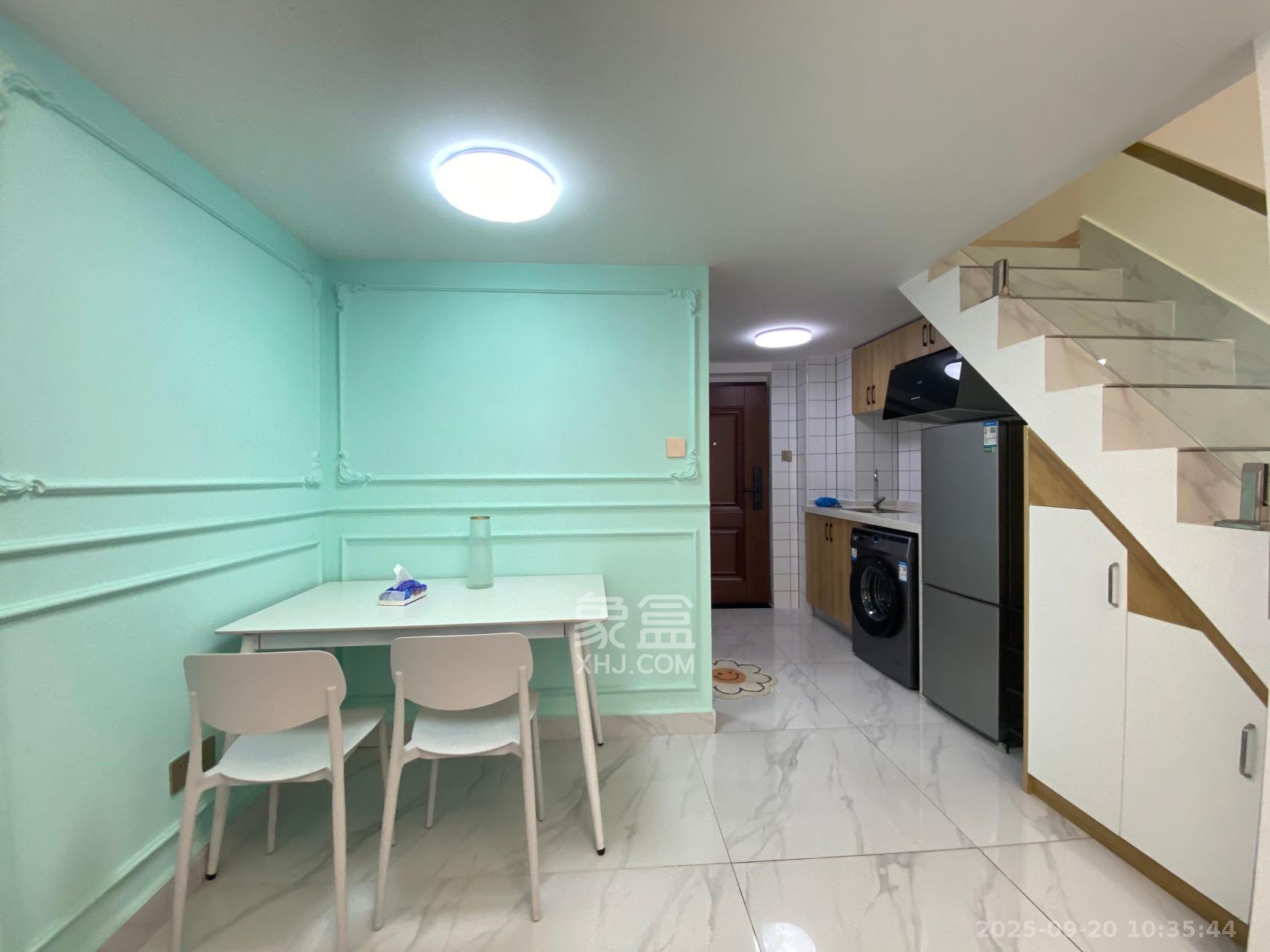 建发中央公园(建发美地) 1室1厅1卫 2000.0元/月 建发中央公园(建发美地) 1室1厅1卫 2000.0元/月室内图