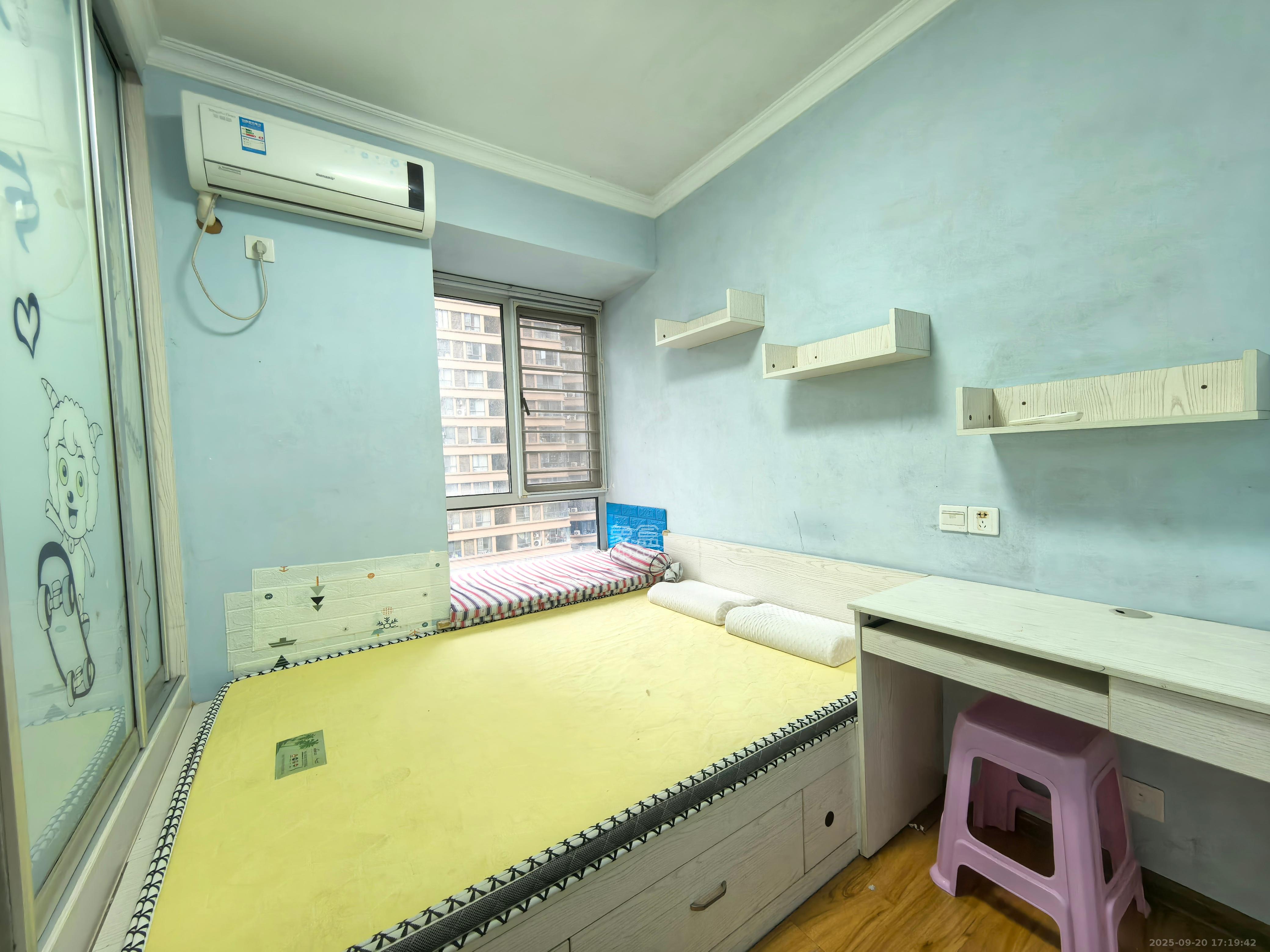 五矿万境水岸一期(万境水岸嘉苑) 3室2厅1卫 2000.0元/月 五矿万境水岸一期(万境水岸嘉苑) 3室2厅1卫 2000.0元/月室内图