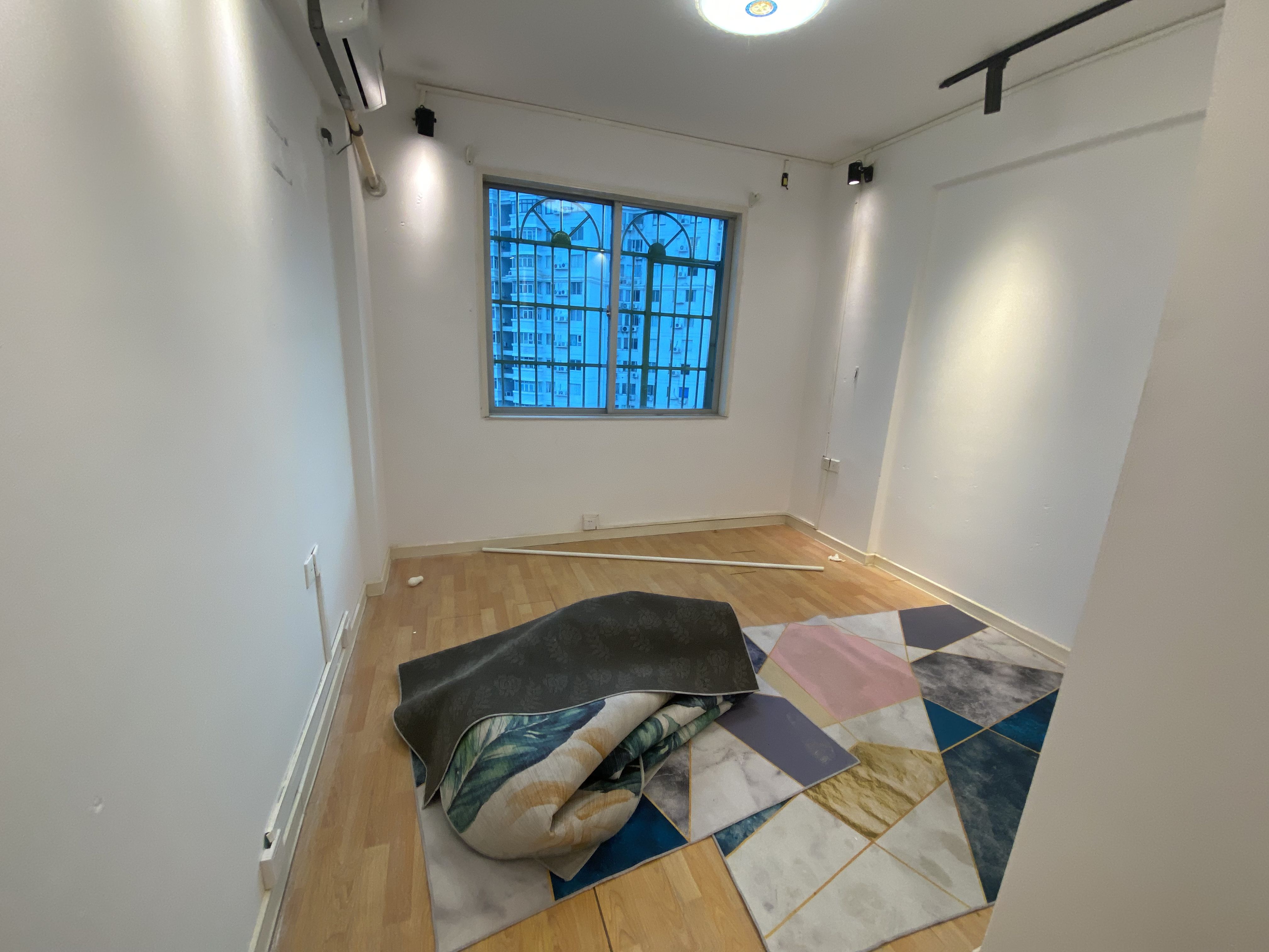 富豪大厦(富豪花园) 3室2厅1卫 2900.0元/月 富豪大厦(富豪花园) 3室2厅1卫 2900.0元/月室内图