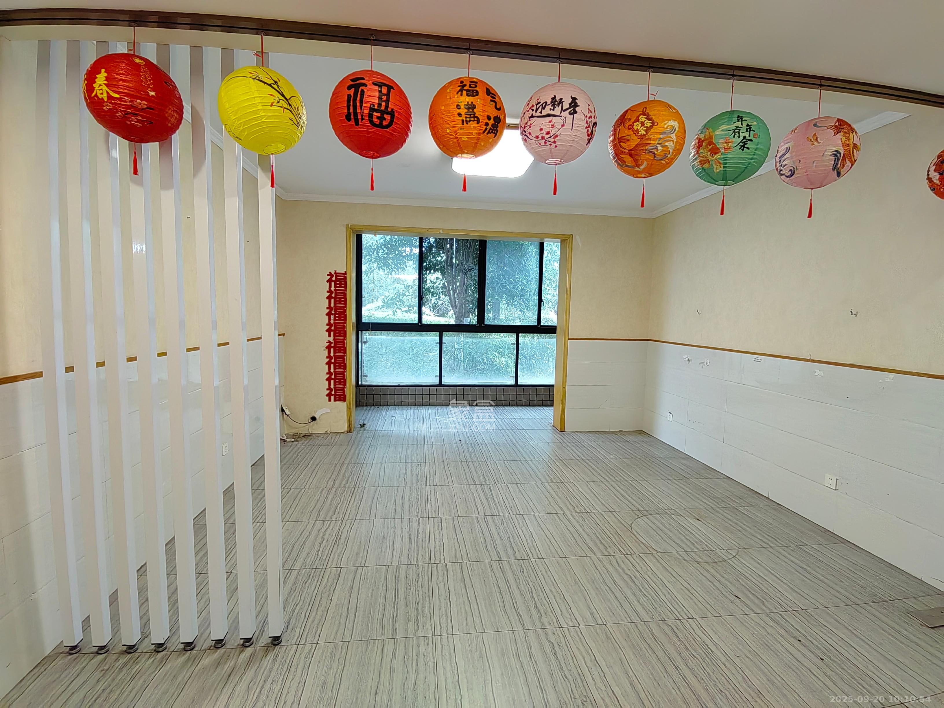 湘江世纪城星江苑 3室2厅2卫 2800.0元/月 湘江世纪城星江苑 3室2厅2卫 2800.0元/月室内图