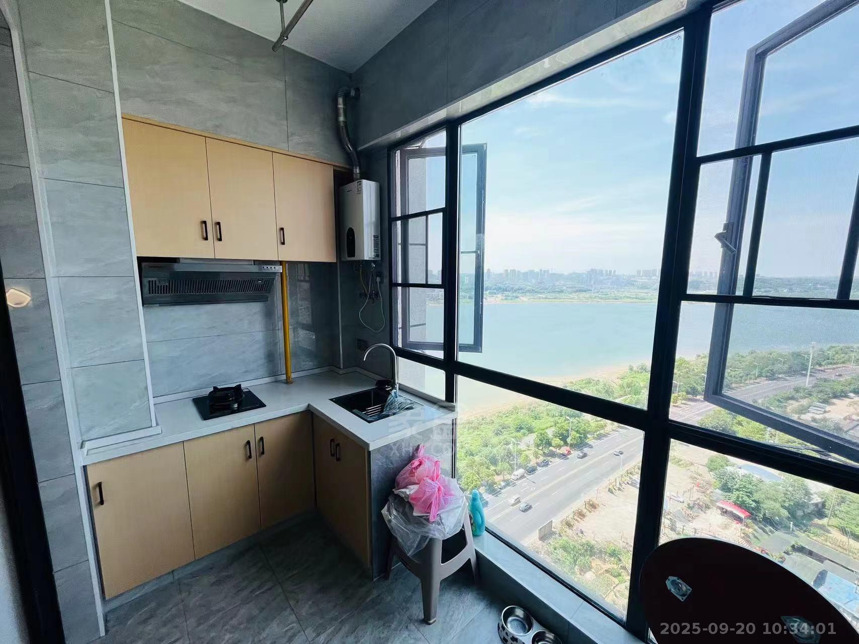 中泰财富湘江  1室1厅1卫    1600.0元/月室内图