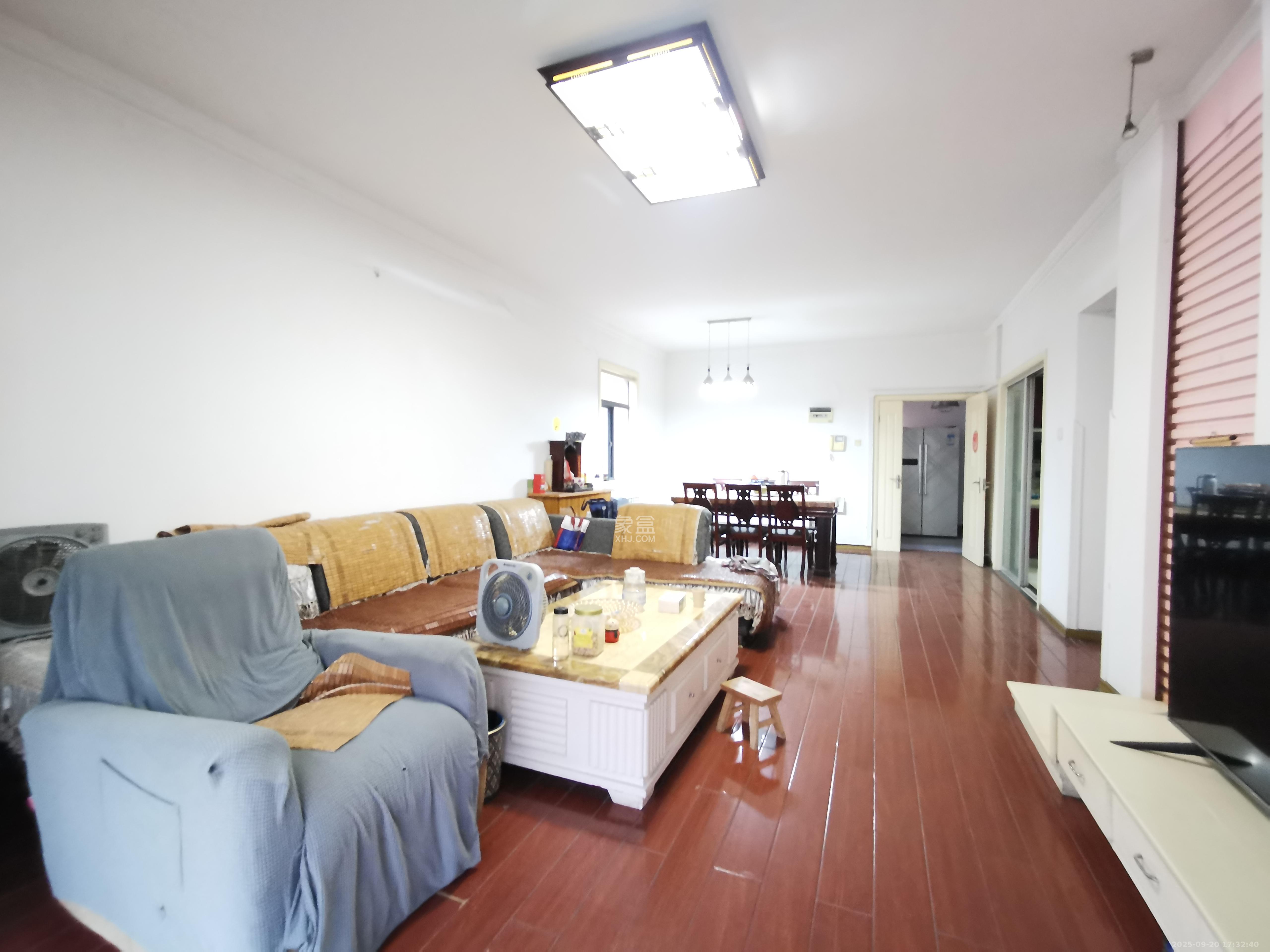 湘府名邸（同力家园）  3室2厅2卫    2800.0元/月室内图