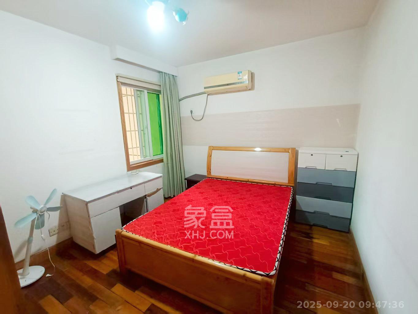 恩瑞麓山名园（龙王港小区）  2室2厅1卫    1850.0元/月室内图