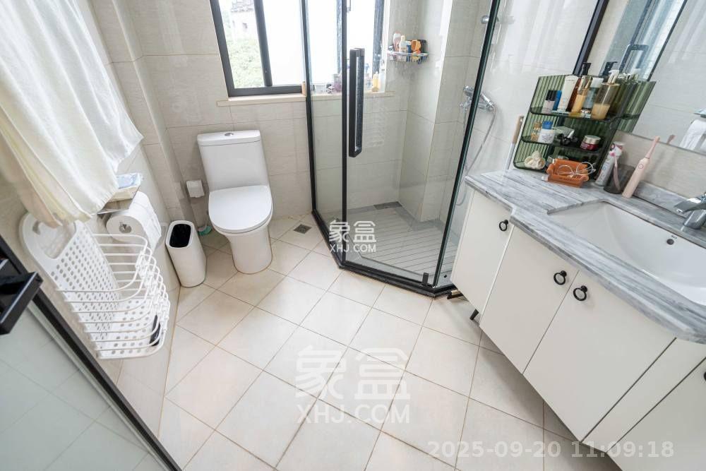 融科东南海  4室2厅2卫    4000.0元/月室内图