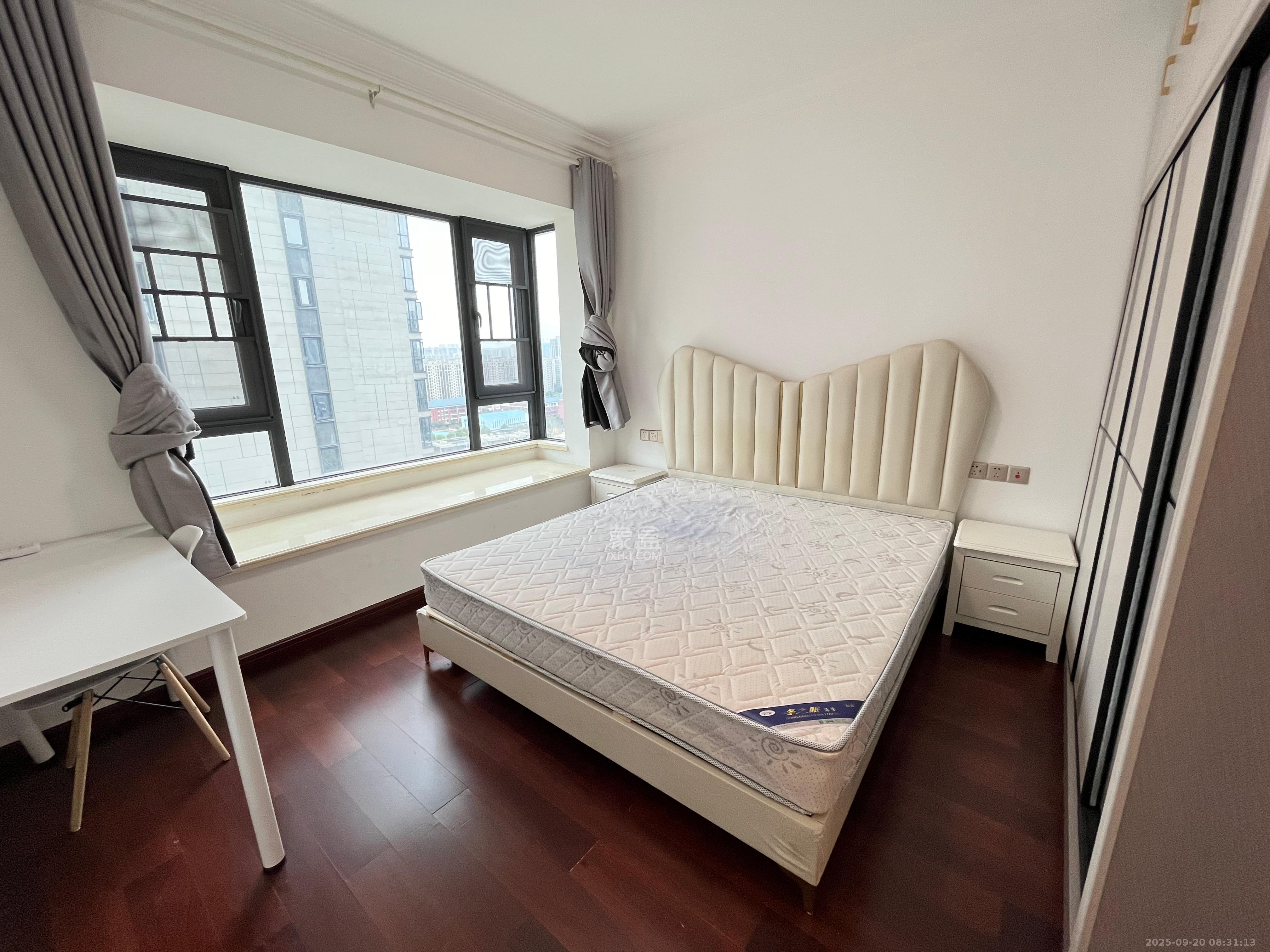 中海阅江府 3室2厅2卫 3800.0元/月 中海阅江府 3室2厅2卫 3800.0元/月室内图