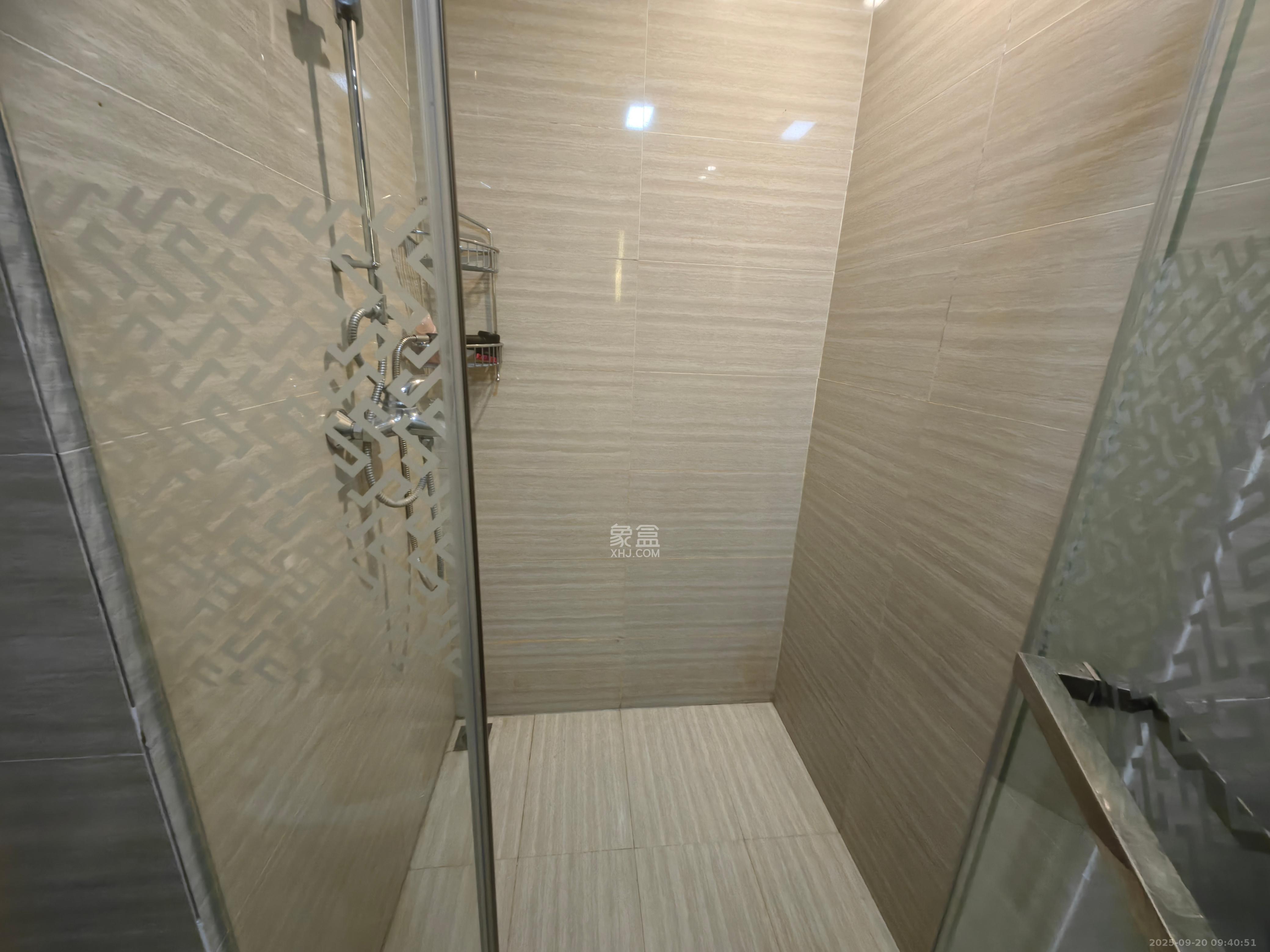 华远国际公寓  1室1厅1卫    3500.0元/月室内图