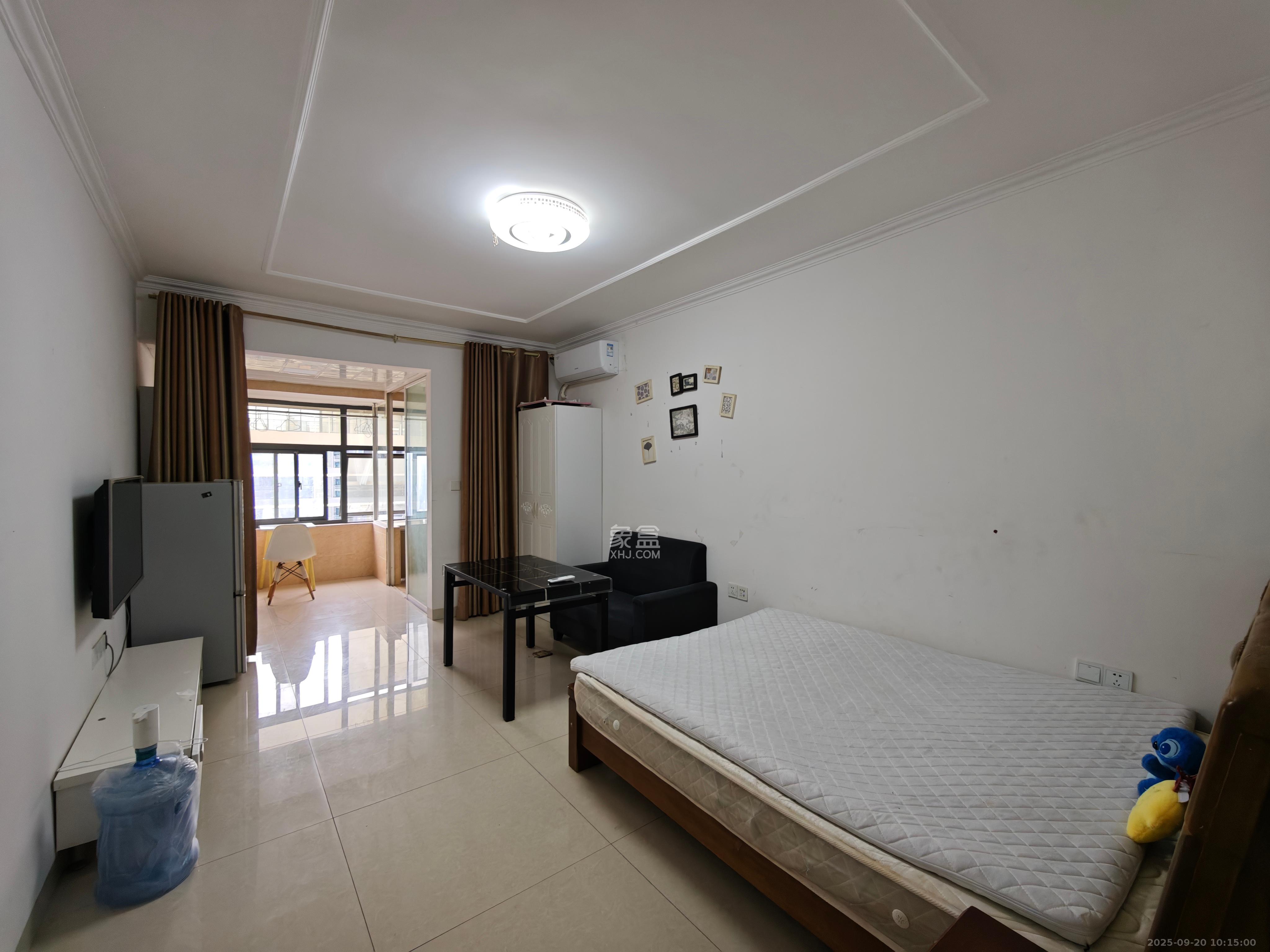 蓝湾国际广场 1室1厅1卫 1600.0元/月 蓝湾国际广场 1室1厅1卫 1600.0元/月室内图