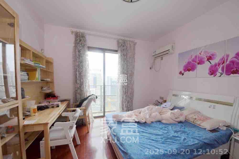 建鸿达华都（华都小户型及大华写字楼）  3室2厅2卫    4500.0元/月室内图