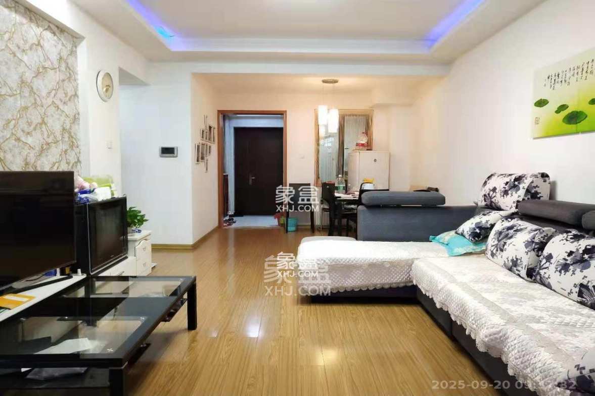 莱茵城 3室2厅1卫 2100.0元/月 莱茵城 3室2厅1卫 2100.0元/月室内图