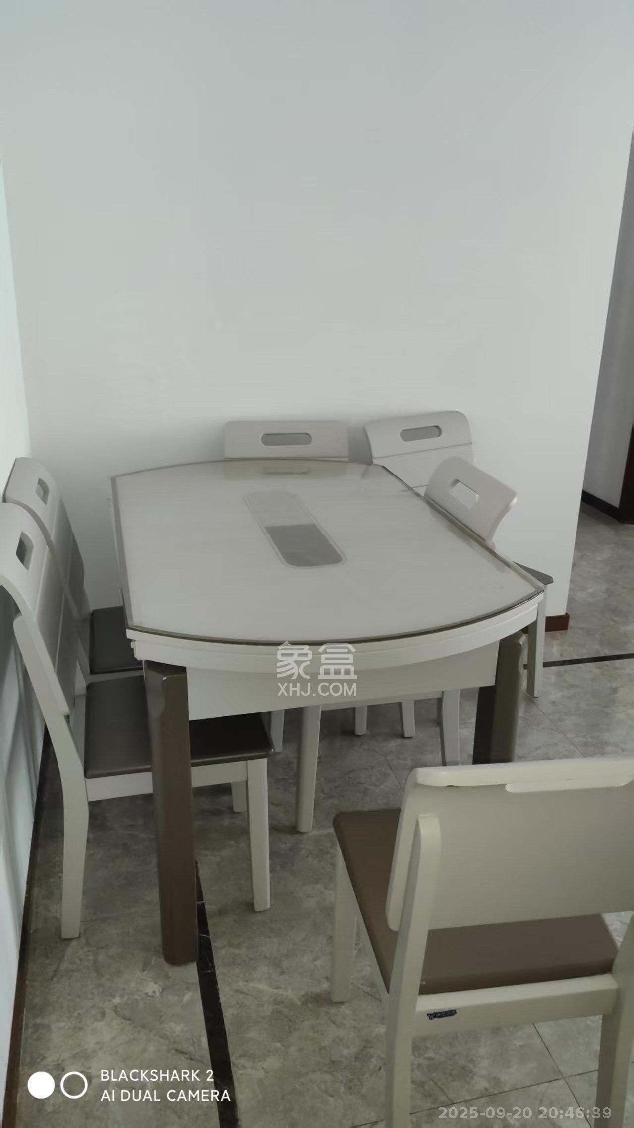 梅溪悦章  3室2厅2卫    3300.0元/月室内图