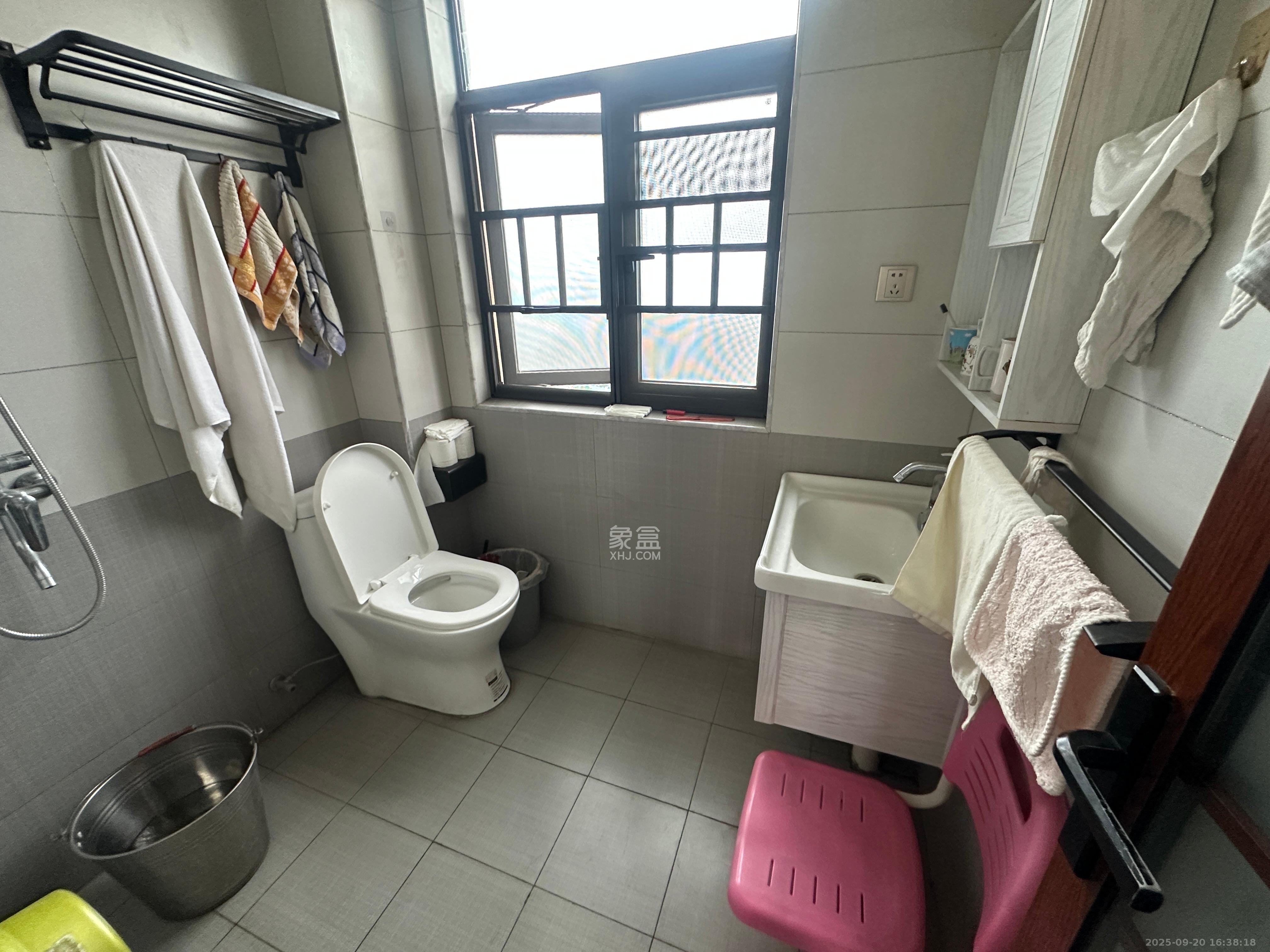 嘉雨兴园  2室1厅1卫    3000.0元/月室内图