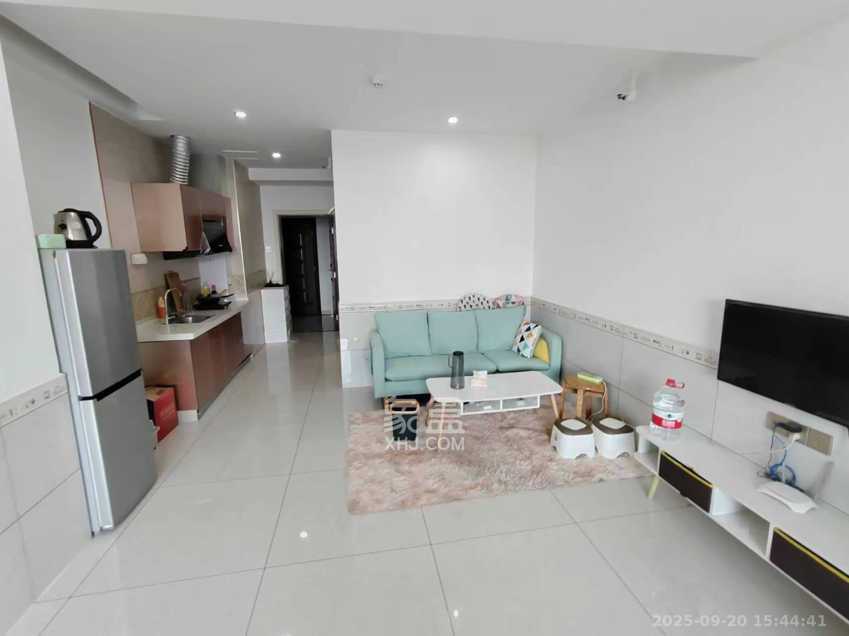 昊天大厦 1室1厅1卫 1900.0元/月 昊天大厦 1室1厅1卫 1900.0元/月室内图