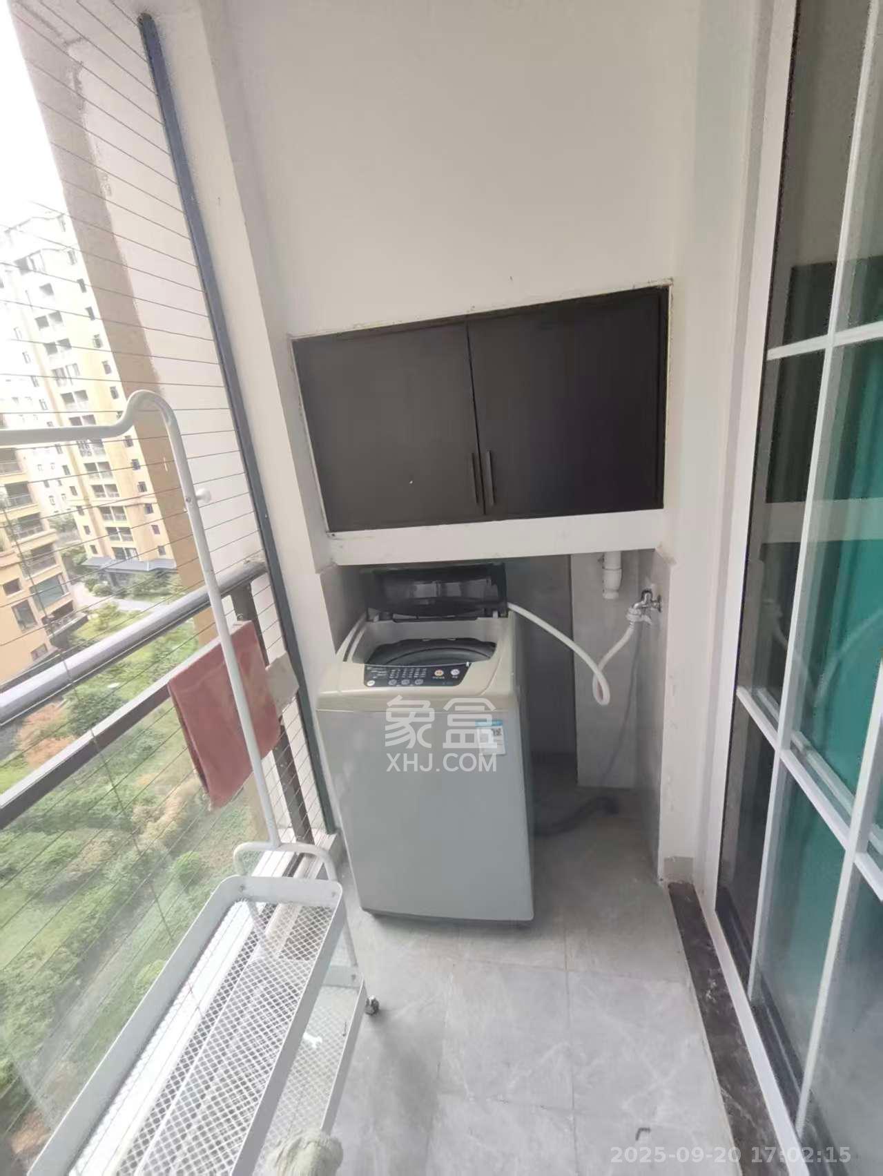 壹廷中央府院(福地花园) 1室0厅1卫 1600.0元/月 壹廷中央府院(福地花园) 1室0厅1卫 1600.0元/月室内图