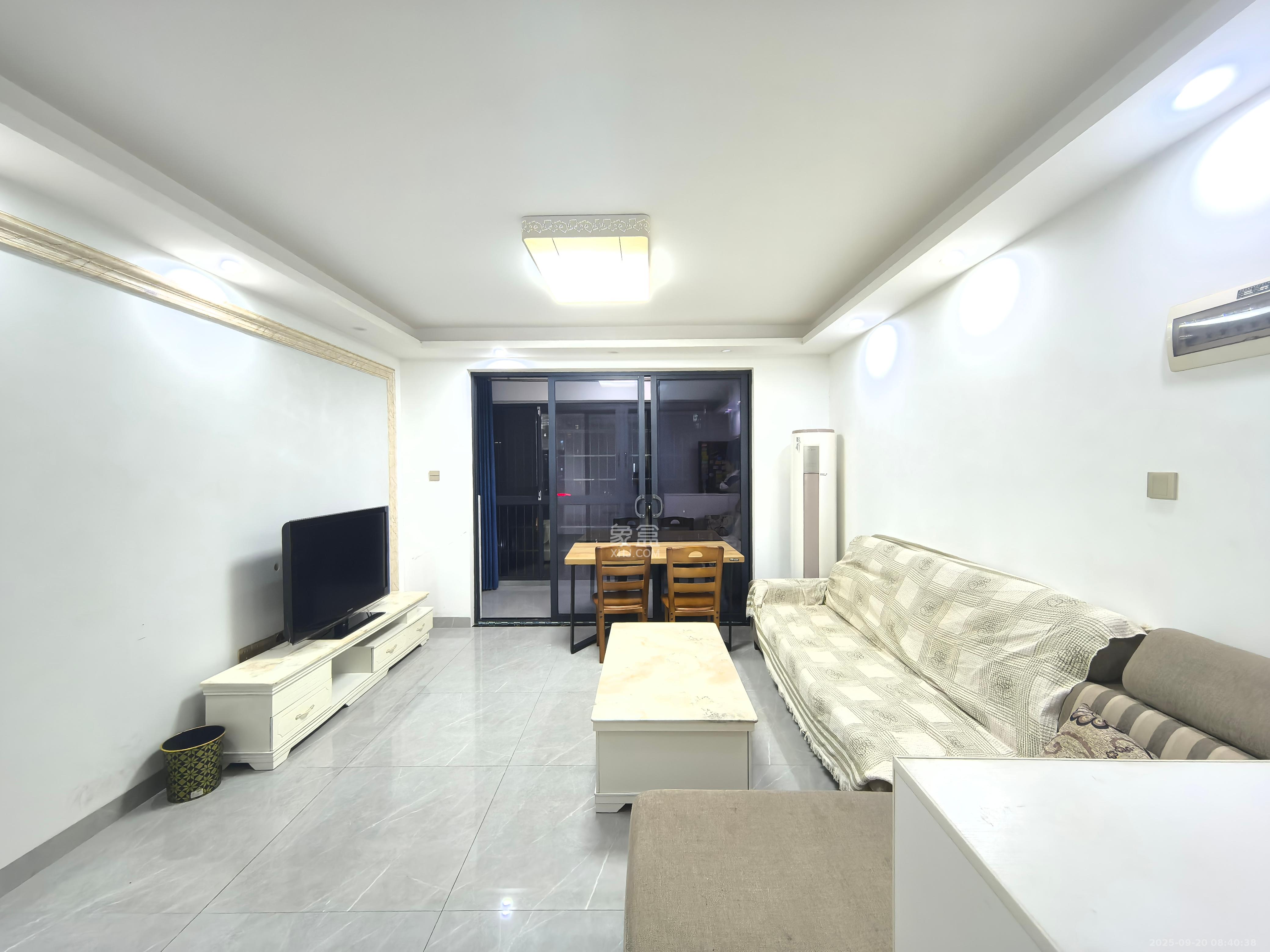 丰禧园 3室2厅2卫 2800.0元/月 丰禧园 3室2厅2卫 2800.0元/月室内图