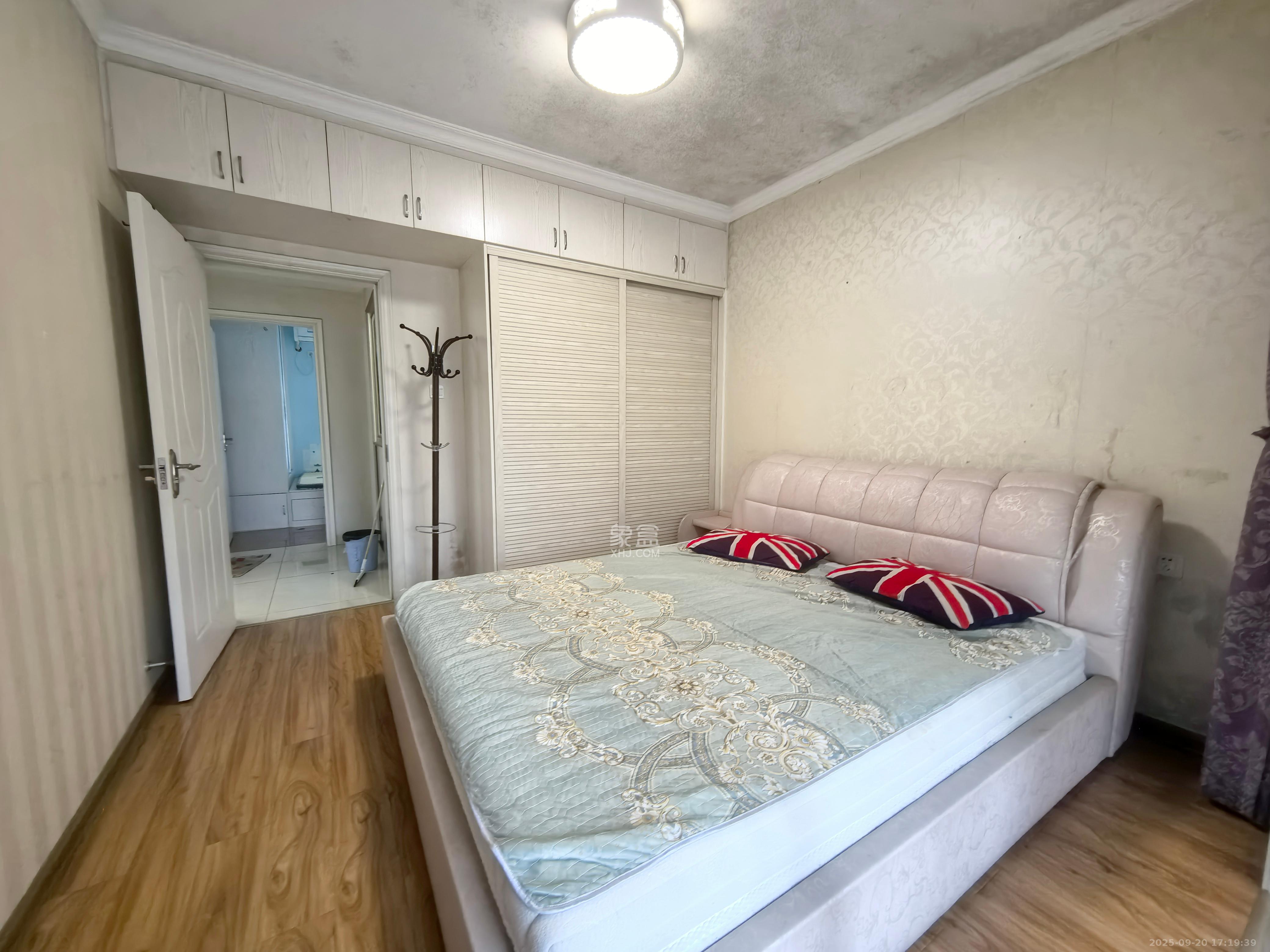 五矿万境水岸一期(万境水岸嘉苑) 3室2厅1卫 2000.0元/月 五矿万境水岸一期(万境水岸嘉苑) 3室2厅1卫 2000.0元/月室内图