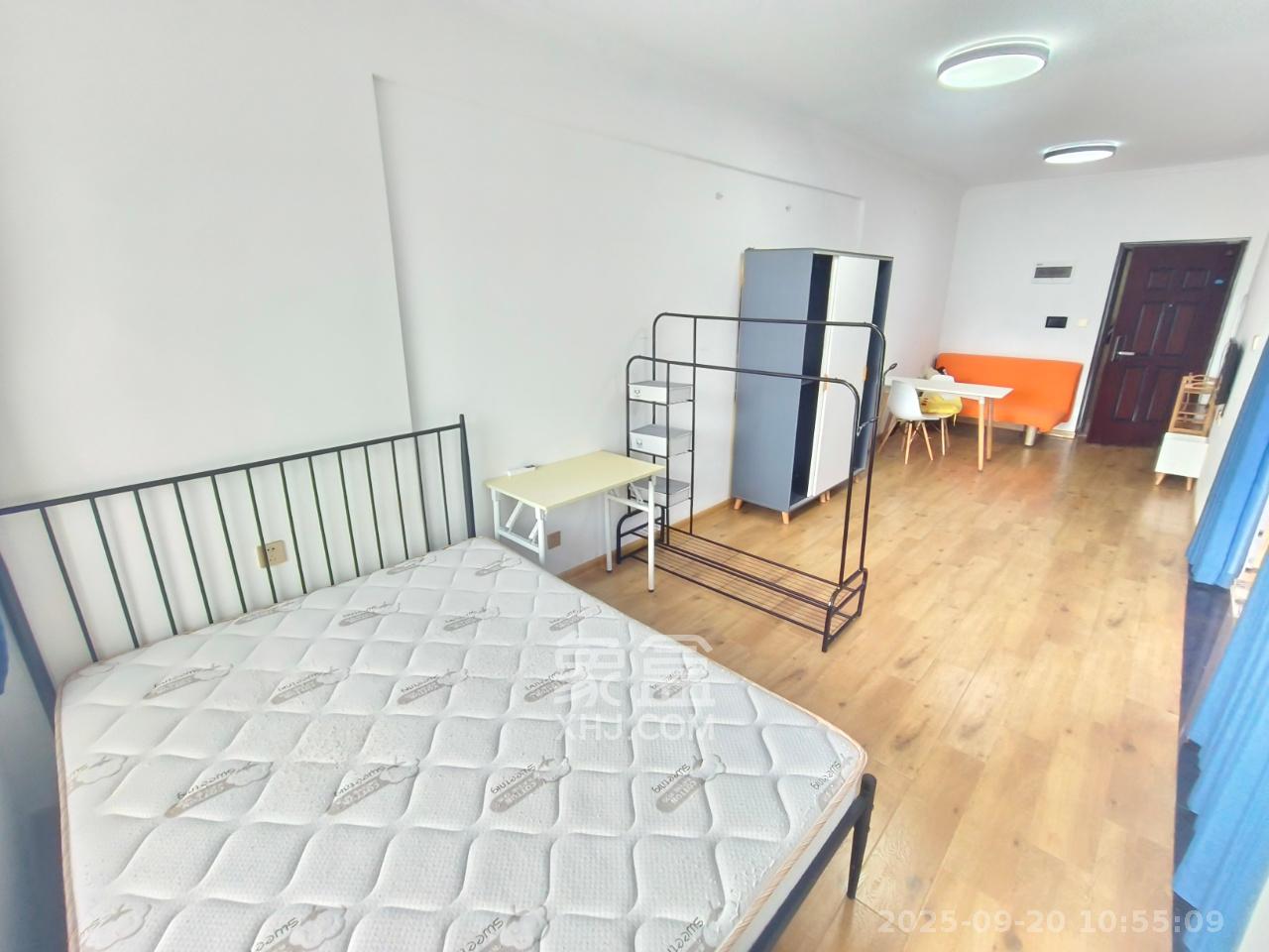 里约荟  1室1厅1卫   2000.00元/月室内图