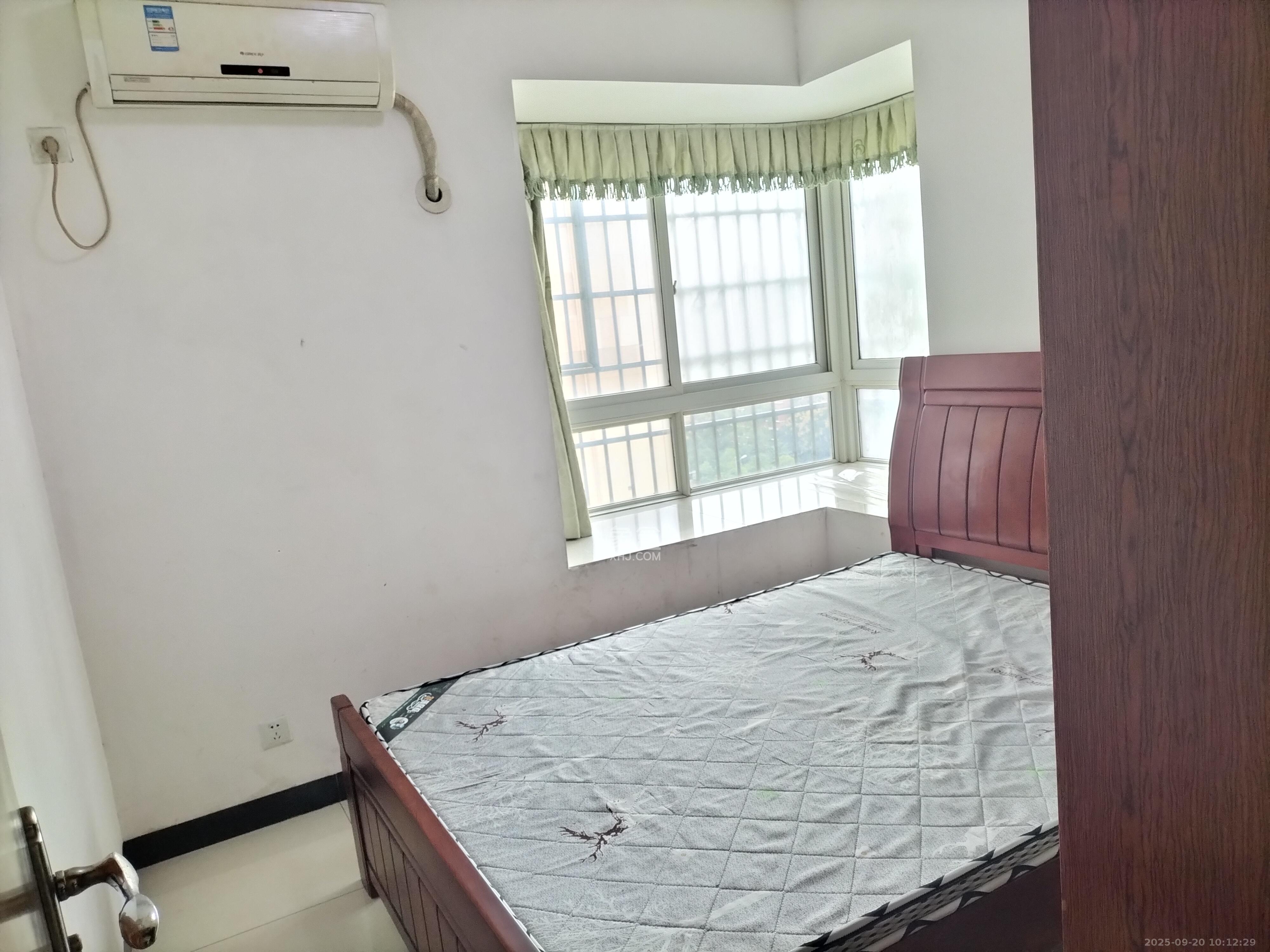 骑龙安置小区 2室2厅1卫 1800.0元/月 骑龙安置小区 2室2厅1卫 1800.0元/月室内图