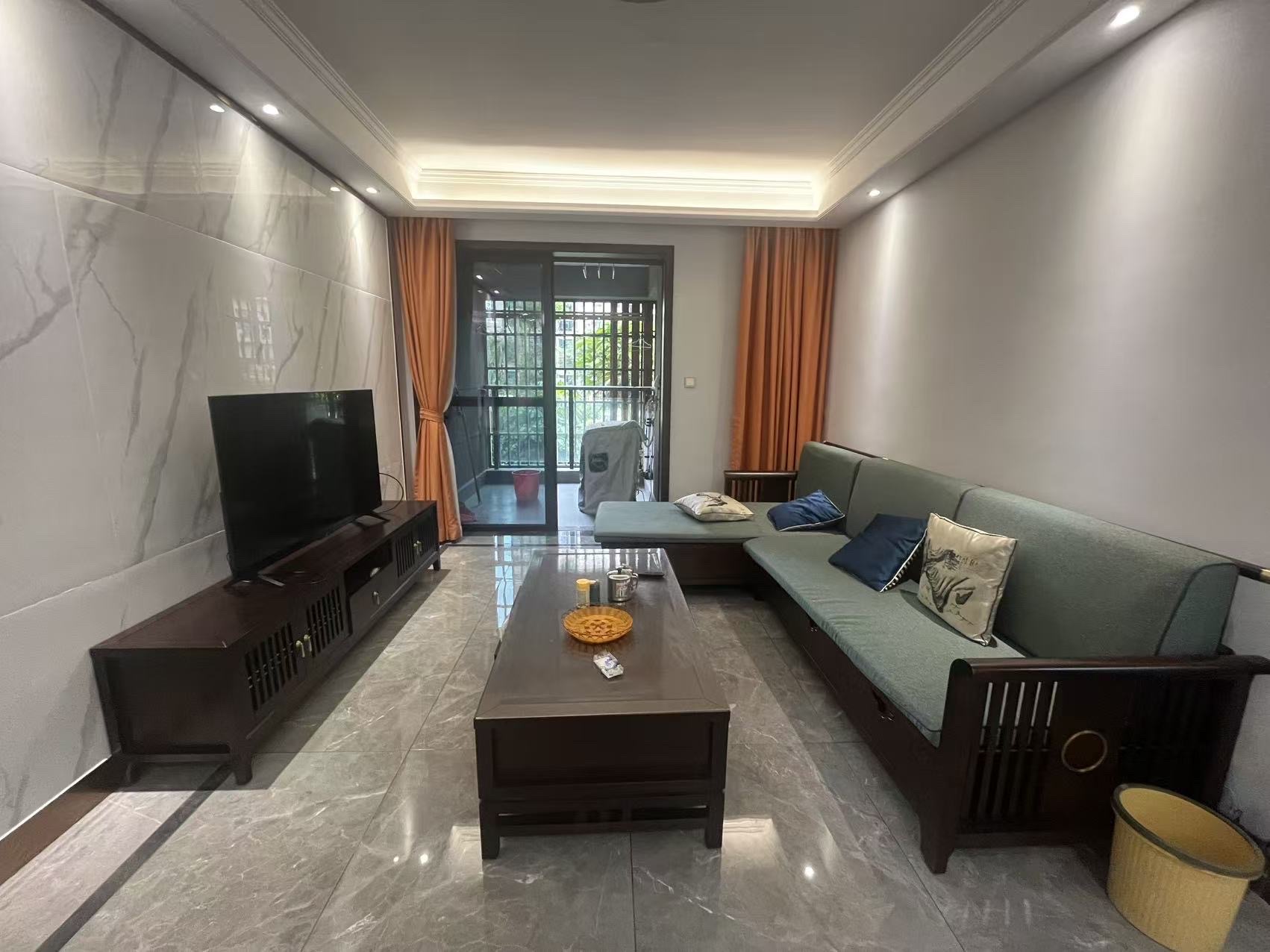 天街华府(海南新天地) 2室2厅1卫 3400.0元/月 天街华府(海南新天地) 2室2厅1卫 3400.0元/月室内图