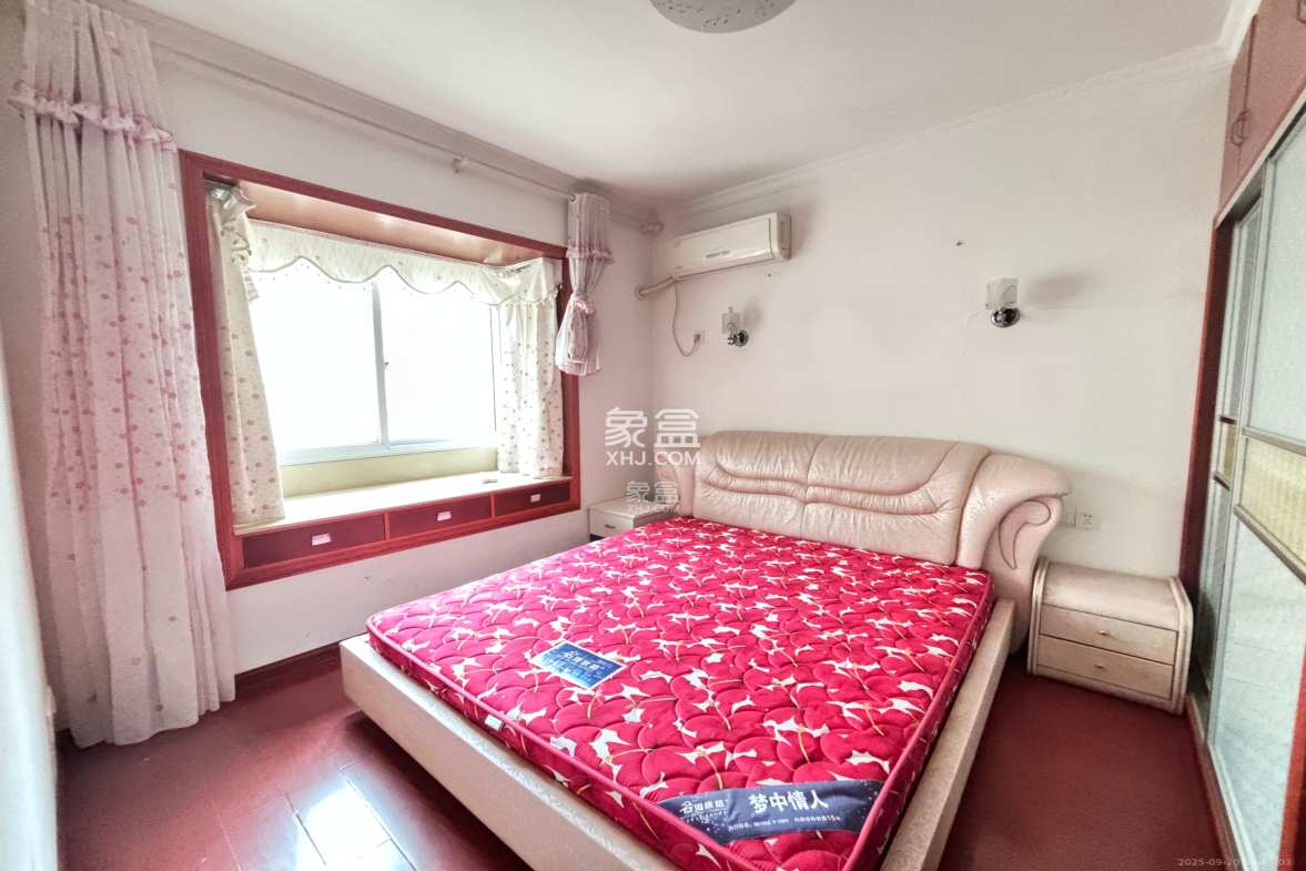 楚天世纪城东苑 3室2厅1卫 1700.0元/月 楚天世纪城东苑 3室2厅1卫 1700.0元/月室内图