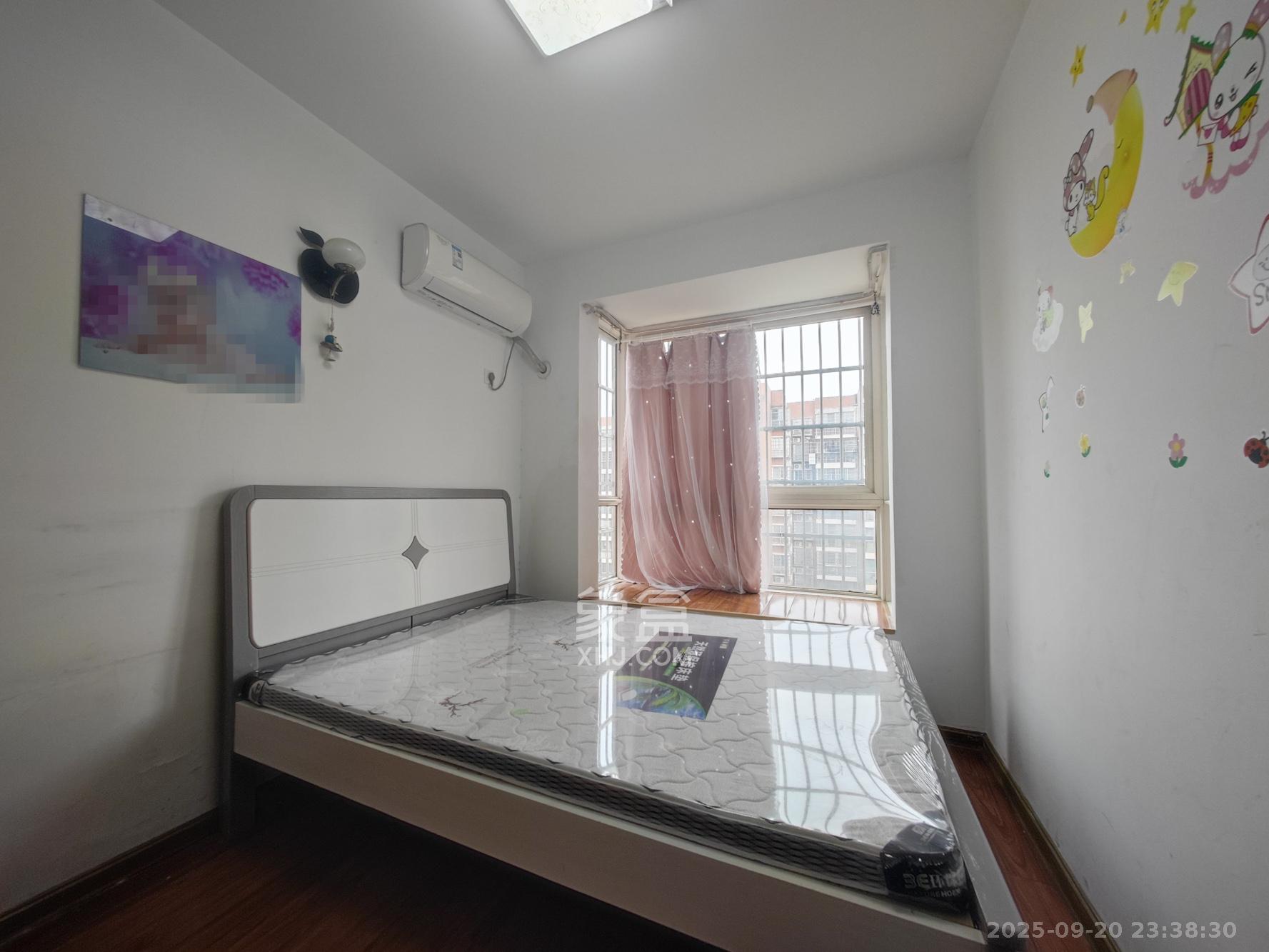 弘欣公寓 3室2厅1卫 79.0万 弘欣公寓 3室2厅1卫 79.0万卧室