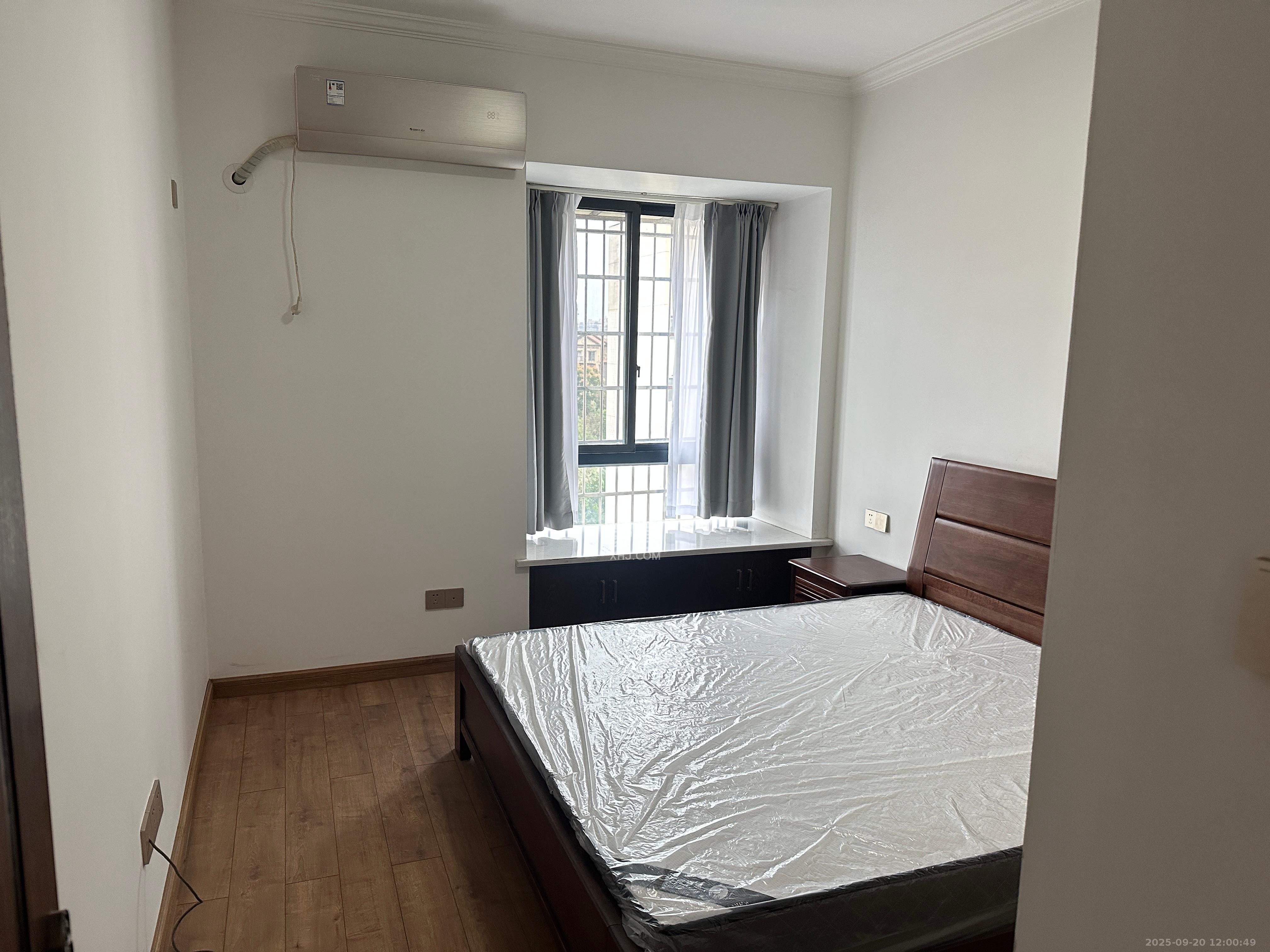 黑金时代广场 2室2厅1卫 1800.0元/月 黑金时代广场 2室2厅1卫 1800.0元/月室内图