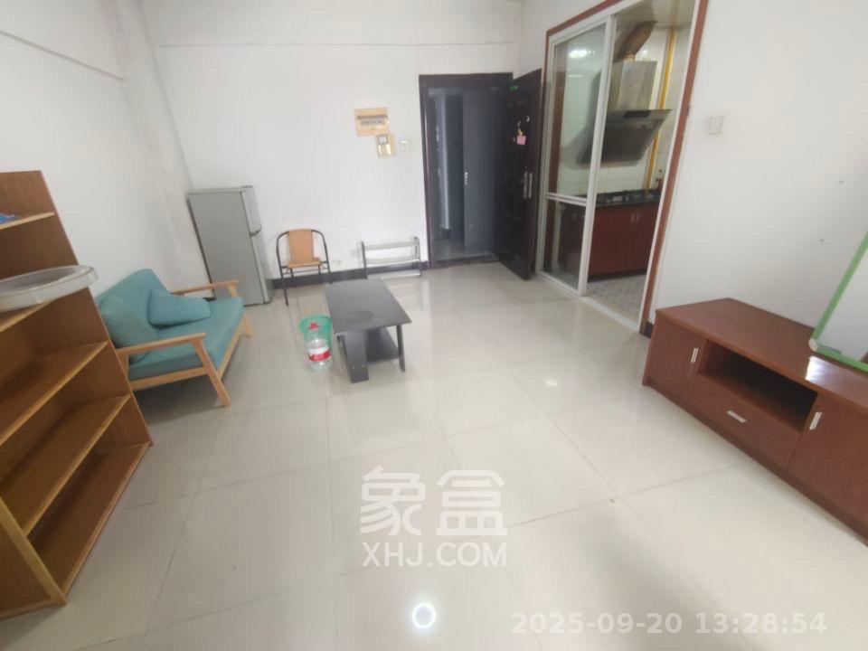月湖兰庭  1室1厅1卫   1800.00元/月