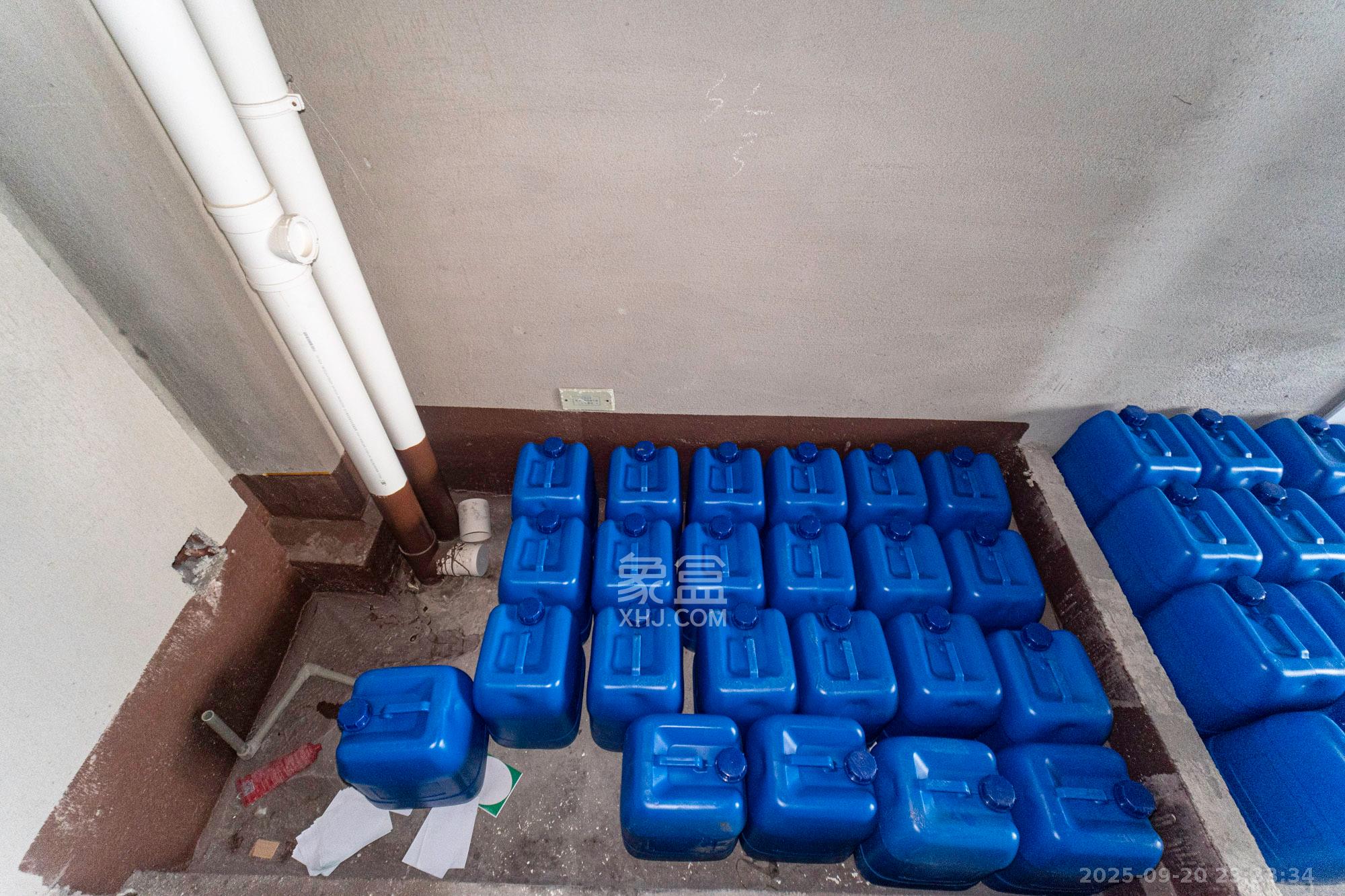 新城朗隽大都会 1室1厅1卫 15.18万 新城朗隽大都会 1室1厅1卫 15.18万卫生间