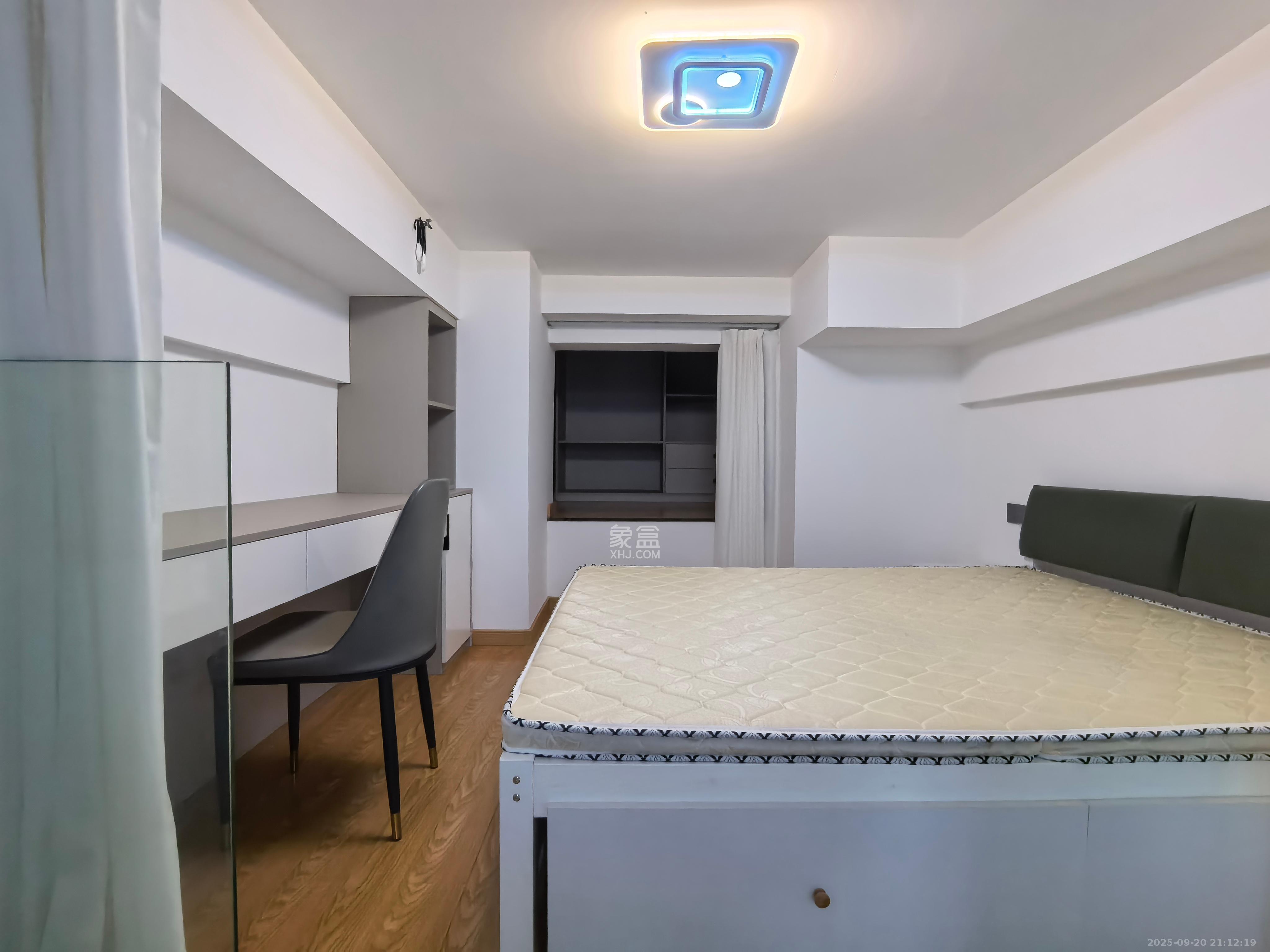 阳光城檀悦  2室1厅1卫    2700.0元/月室内图