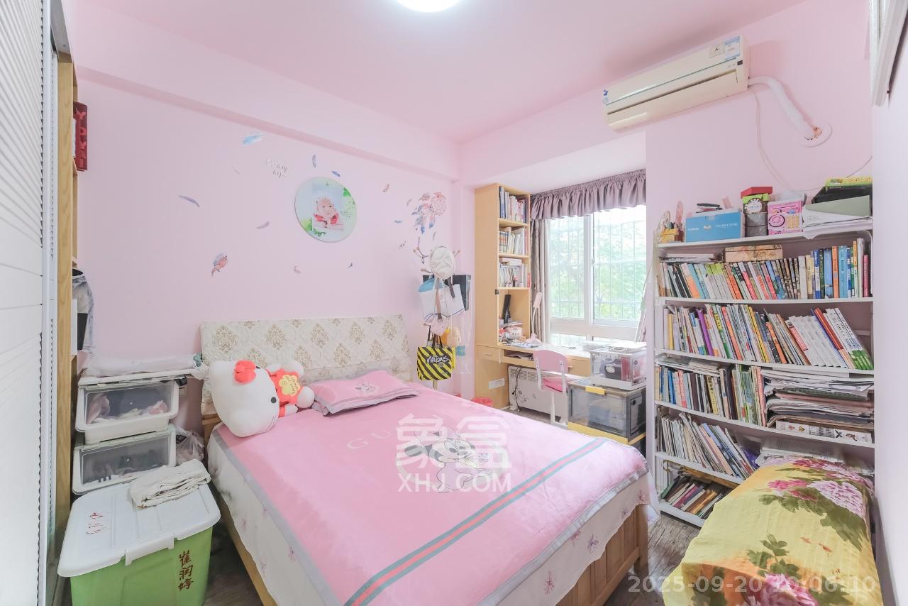 山水湾 2室2厅1卫 1900.0元/月 山水湾 2室2厅1卫 1900.0元/月室内图