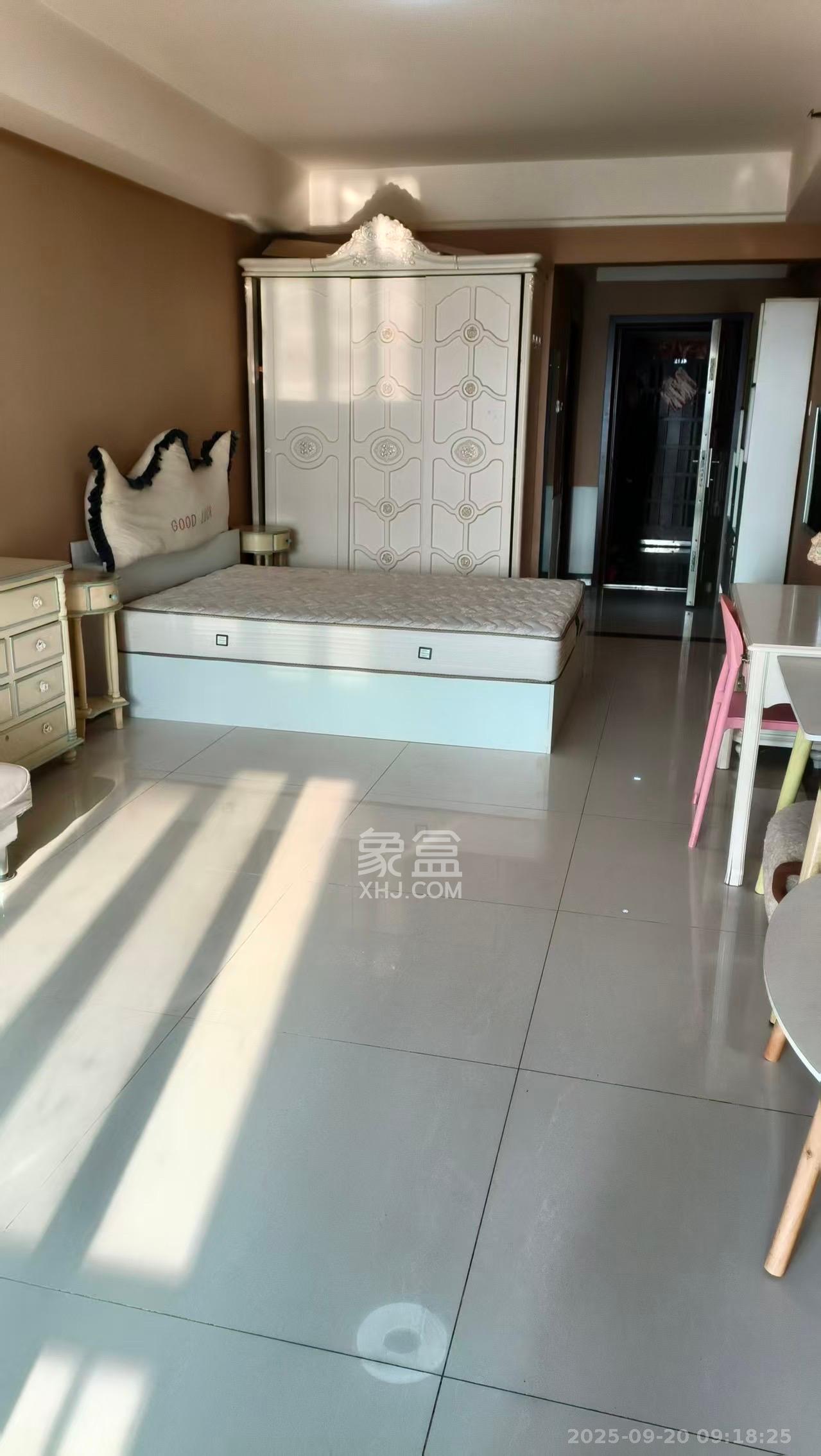 东塘瑞府  1室1厅1卫    1500.0元/月室内图