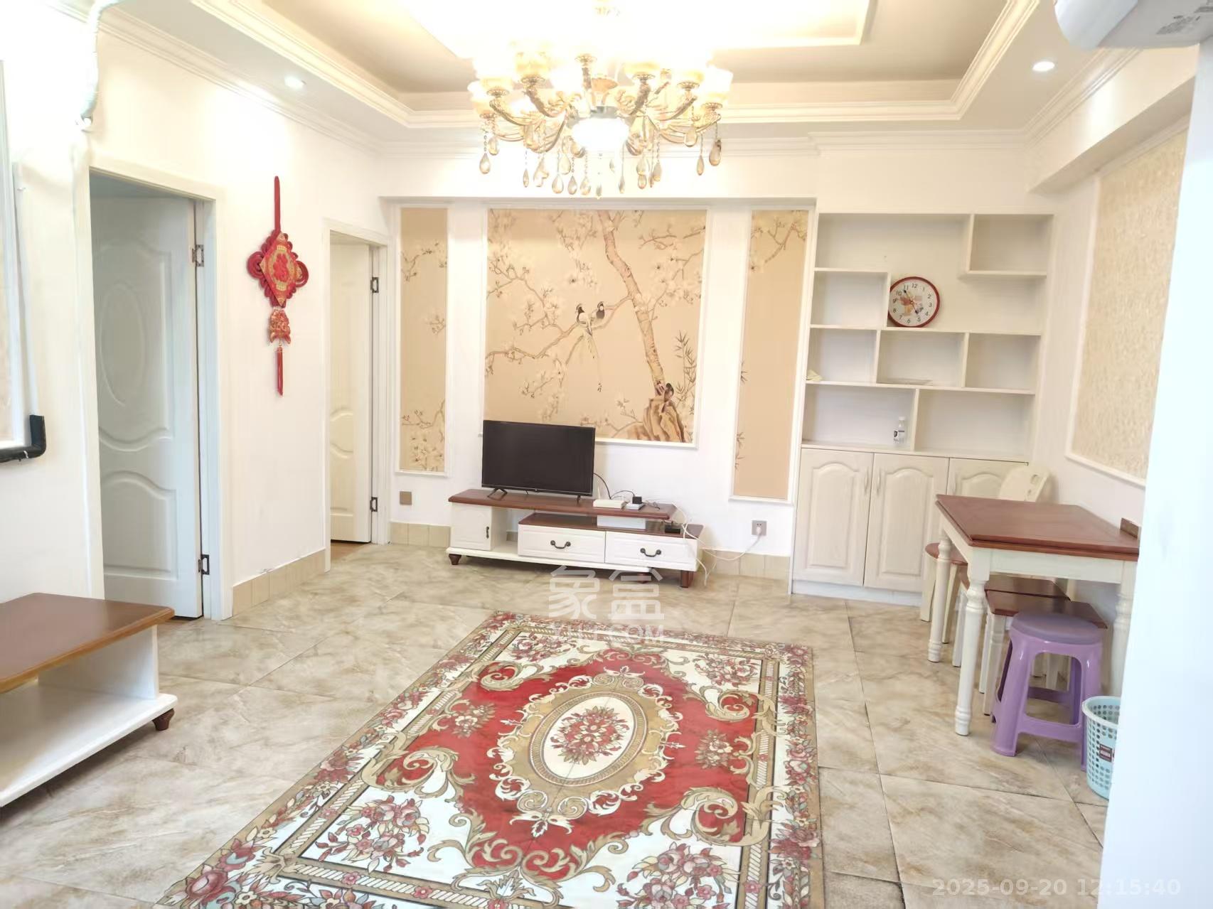 湖南信息大厦 2室1厅1卫 2400.0元/月 湖南信息大厦 2室1厅1卫 2400.0元/月室内图