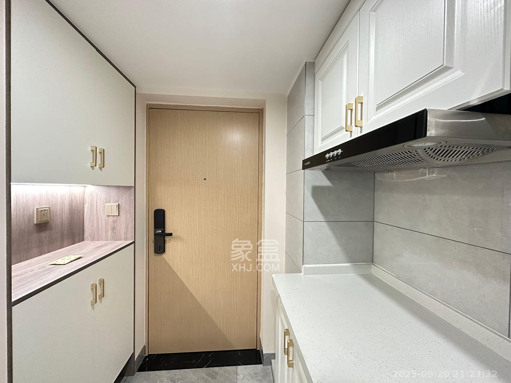 建发央玺(建发泱玺雅苑) 1室1厅1卫 2300.0元/月 建发央玺(建发泱玺雅苑) 1室1厅1卫 2300.0元/月室内图