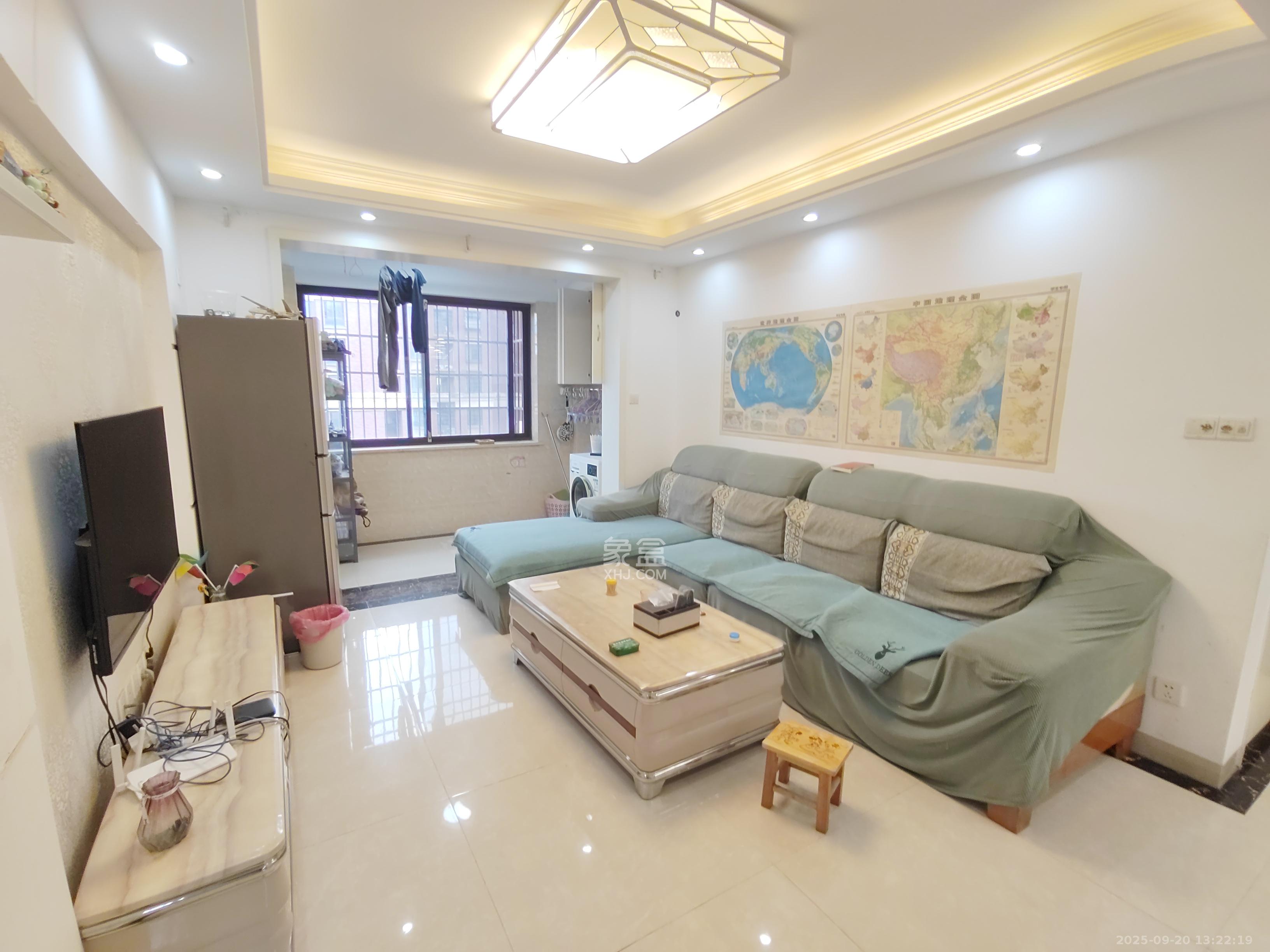 新城国际花都  3室2厅1卫    1600.0元/月 新城国际花都  3室2厅1卫    1600.0元/月